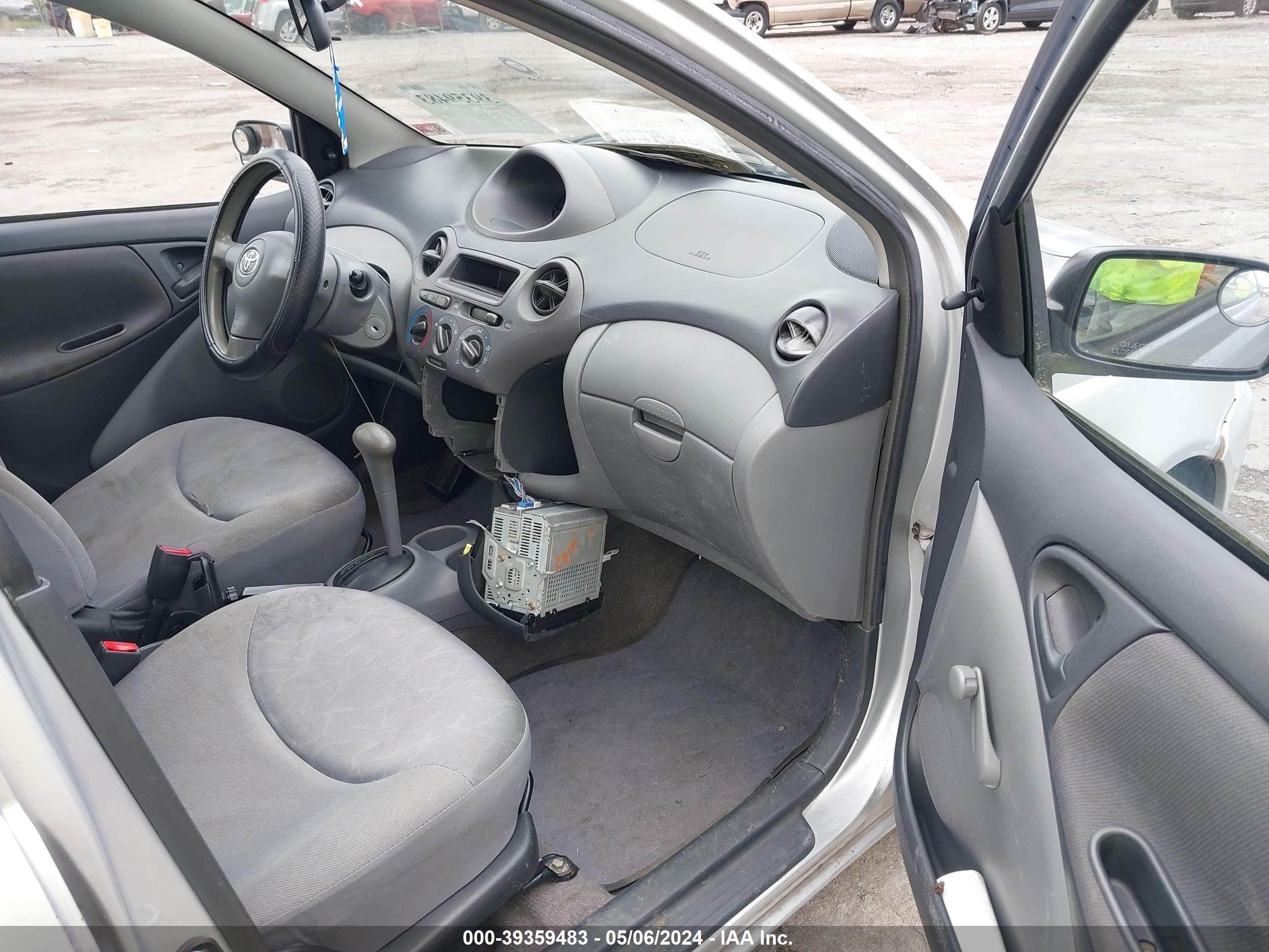 Photo 4 VIN: JTDBT123535037159 - TOYOTA ECHO 