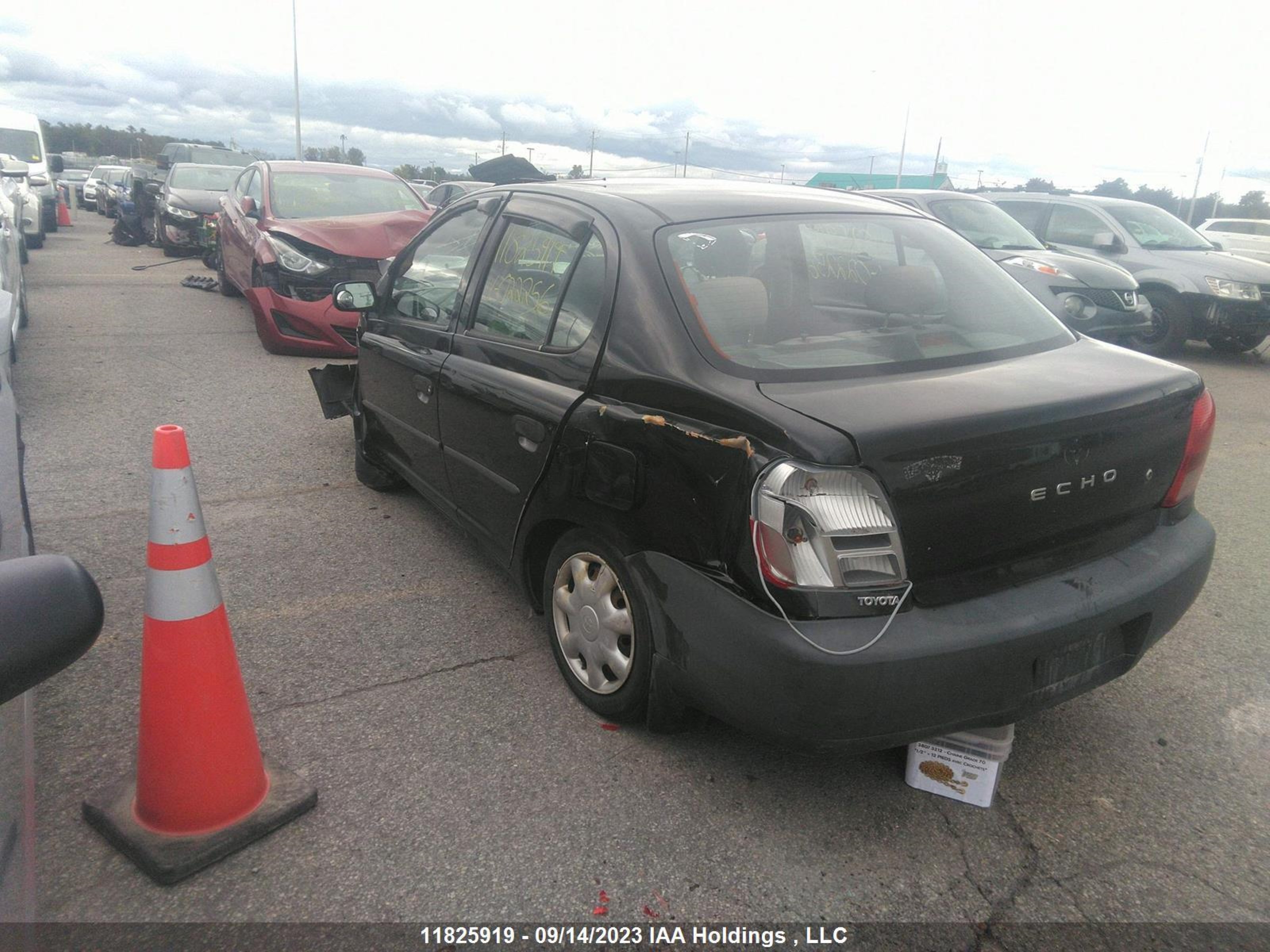 Photo 2 VIN: JTDBT123725022256 - TOYOTA ECHO 