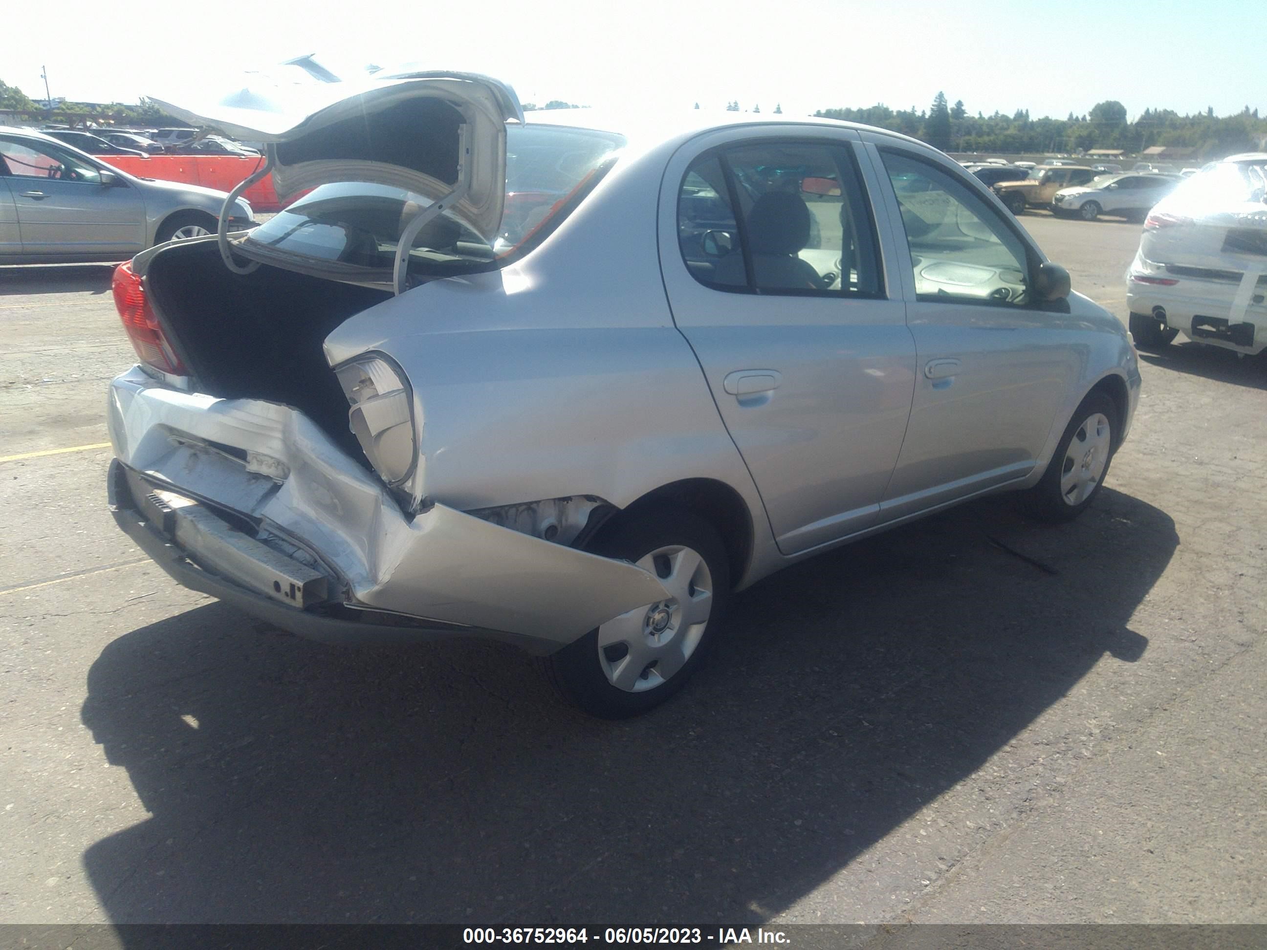 Photo 3 VIN: JTDBT1238Y0066949 - TOYOTA ECHO 