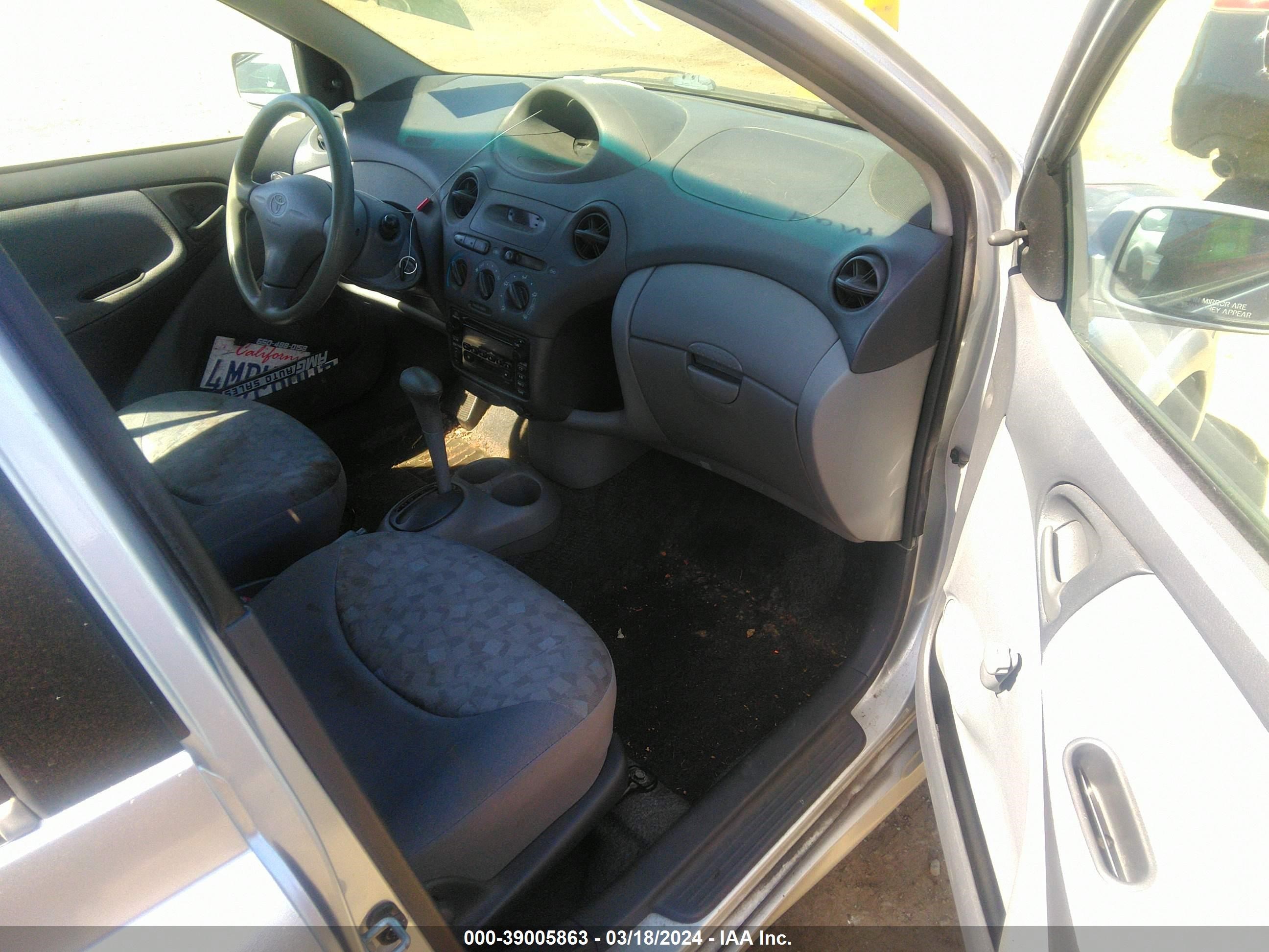 Photo 4 VIN: JTDBT1239Y0077846 - TOYOTA ECHO 