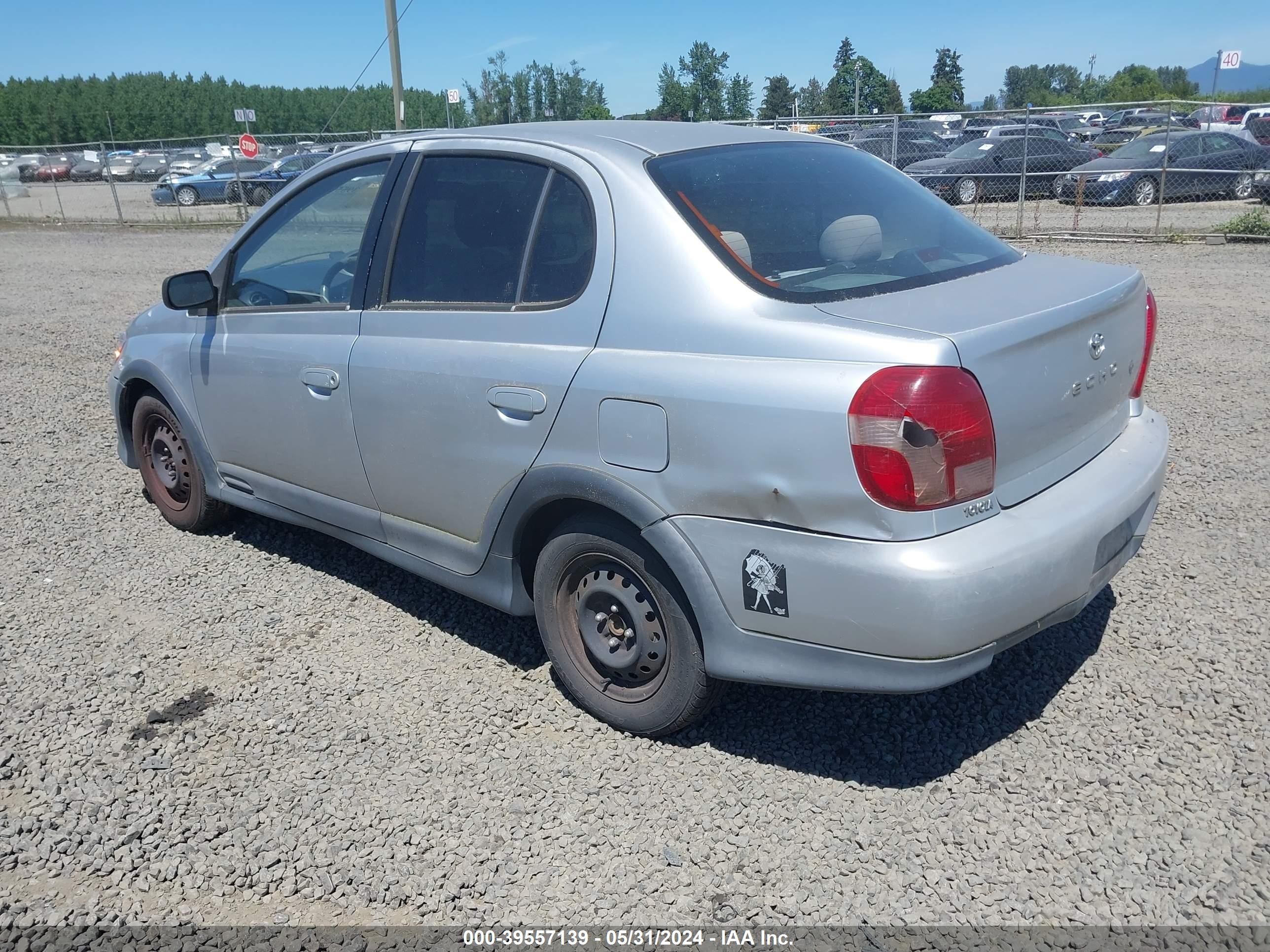 Photo 2 VIN: JTDBT123X10144122 - TOYOTA ECHO 