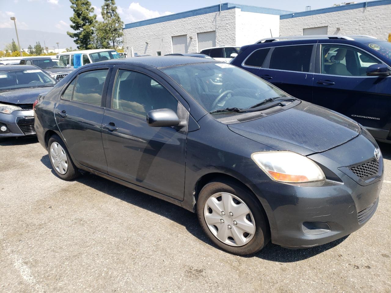 Photo 3 VIN: JTDBT4K30A4077623 - TOYOTA YARIS 