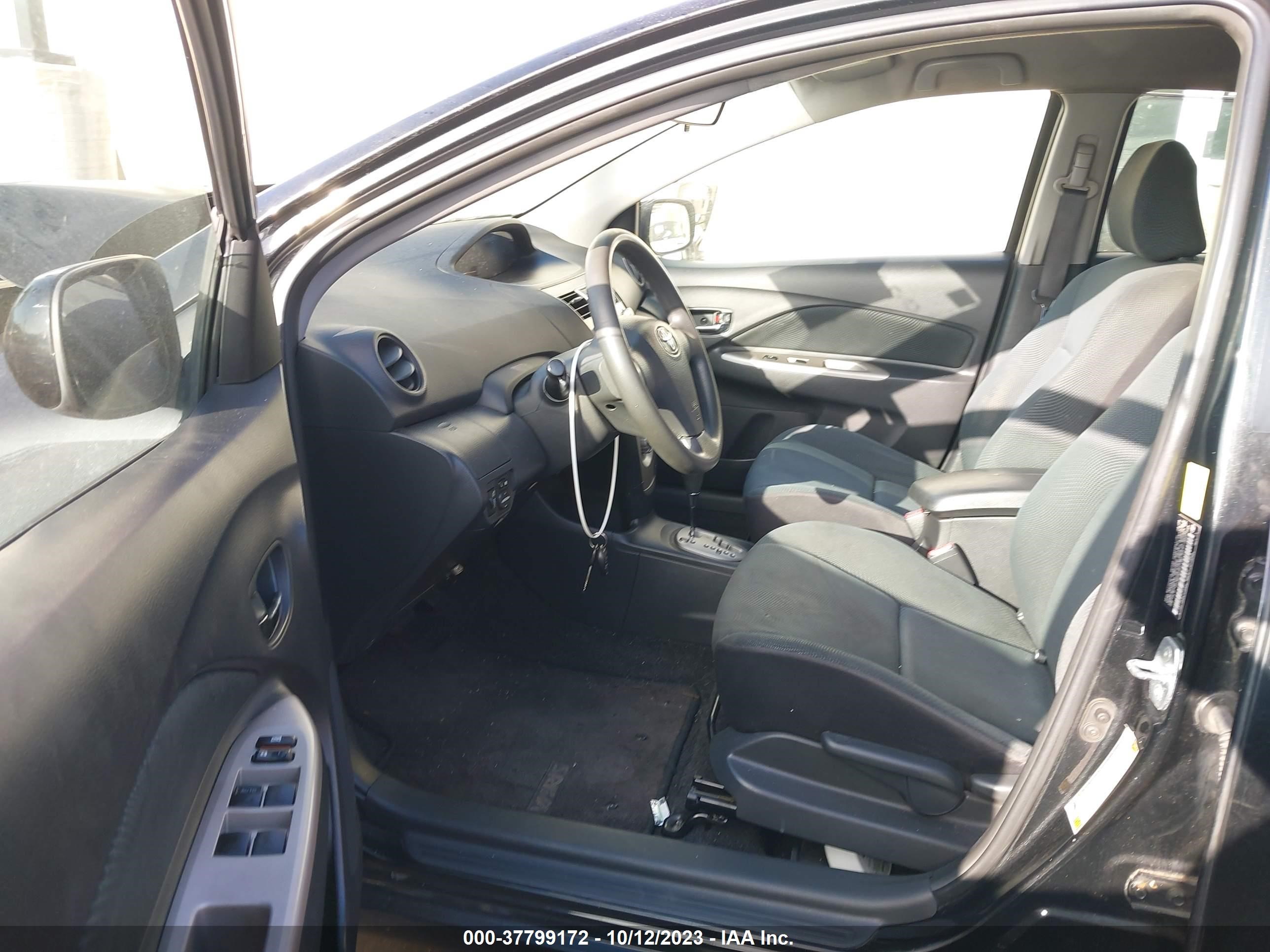 Photo 4 VIN: JTDBT4K31A1353101 - TOYOTA YARIS 