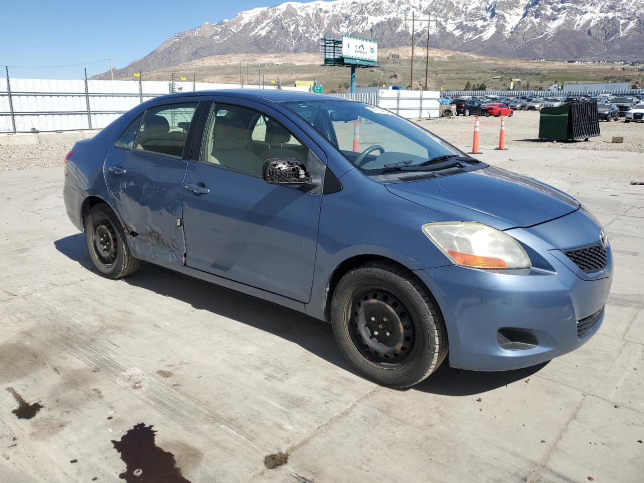 Photo 3 VIN: JTDBT4K34B4084706 - TOYOTA YARIS 