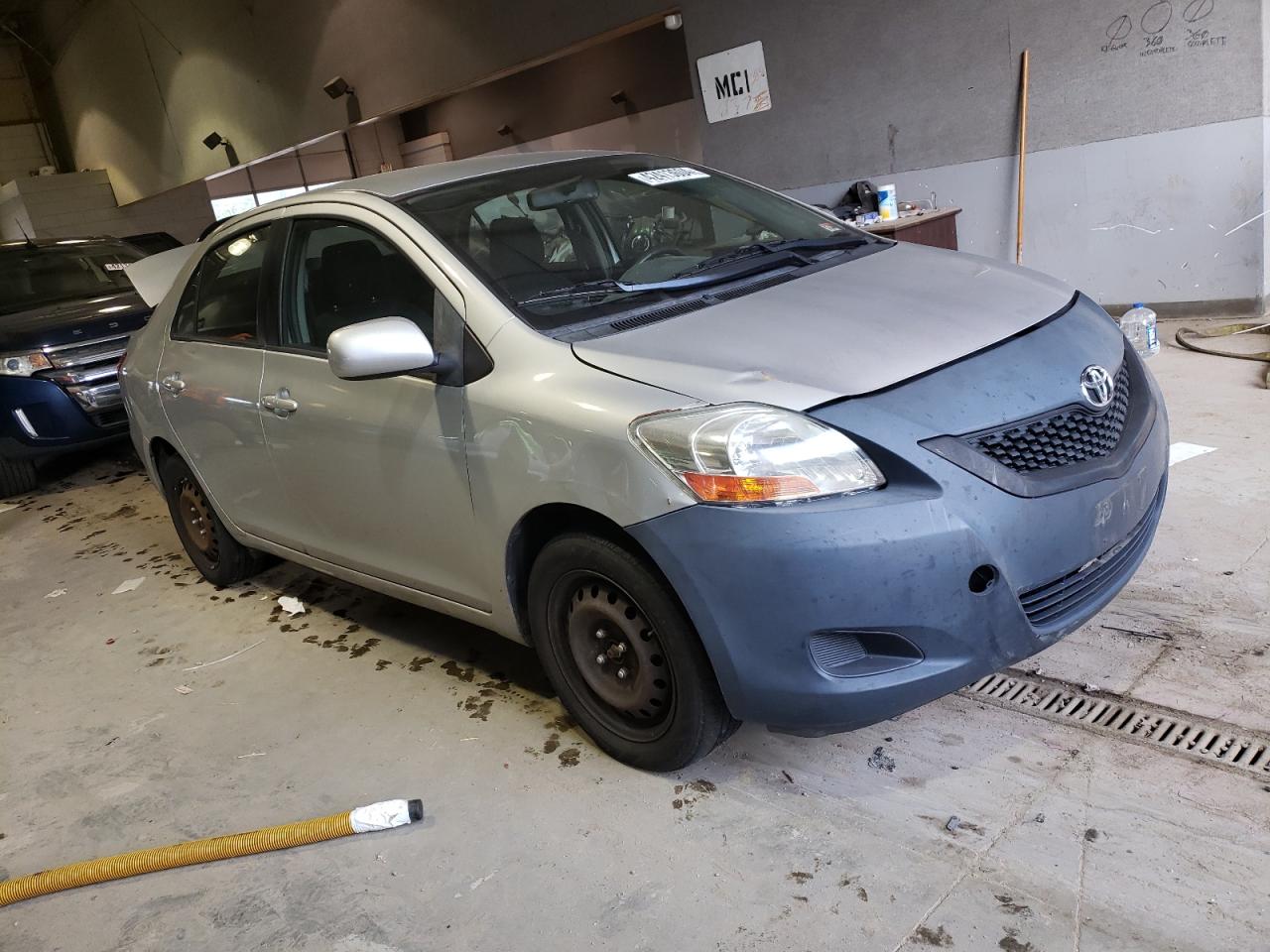 Photo 3 VIN: JTDBT4K36A1369956 - TOYOTA YARIS 