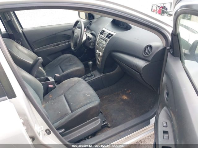 Photo 4 VIN: JTDBT4K3XC1419020 - TOYOTA YARIS 