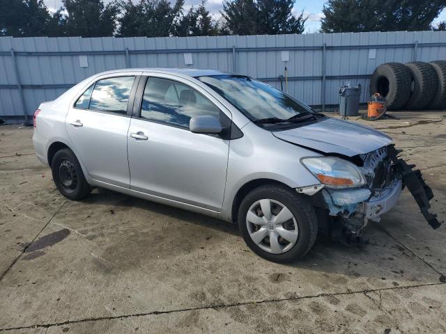 Photo 3 VIN: JTDBT903381205414 - TOYOTA YARIS 