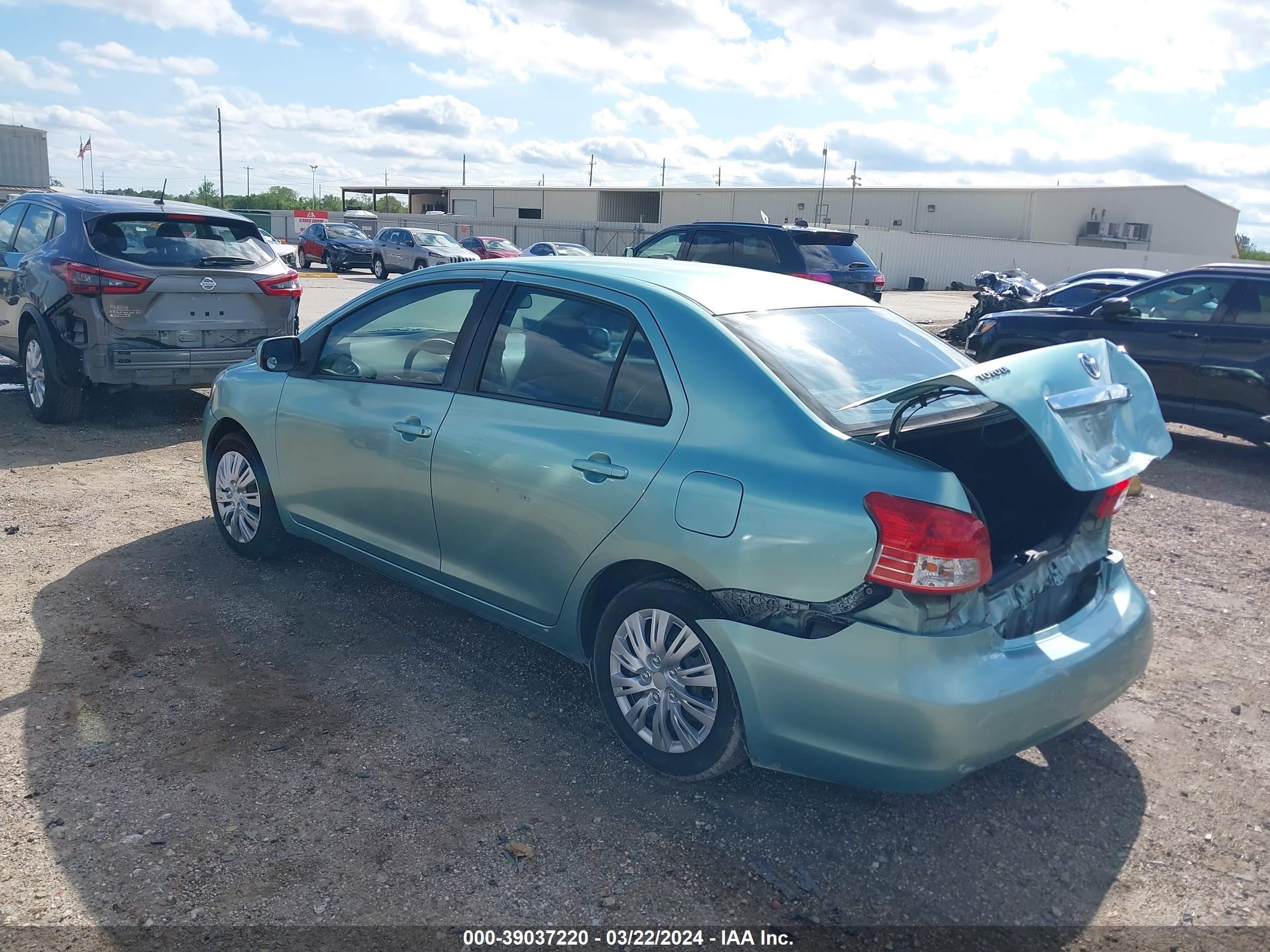 Photo 2 VIN: JTDBT903391301349 - TOYOTA YARIS 