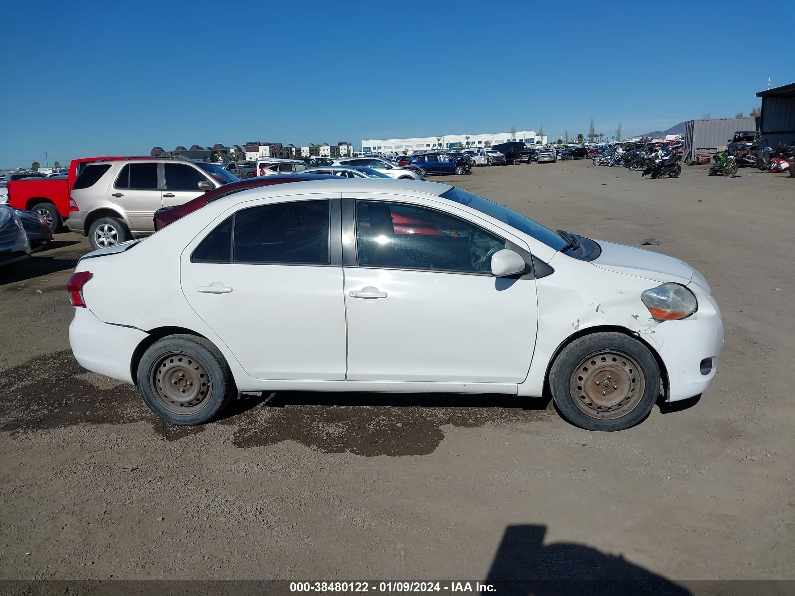 Photo 12 VIN: JTDBT903394042571 - TOYOTA YARIS 