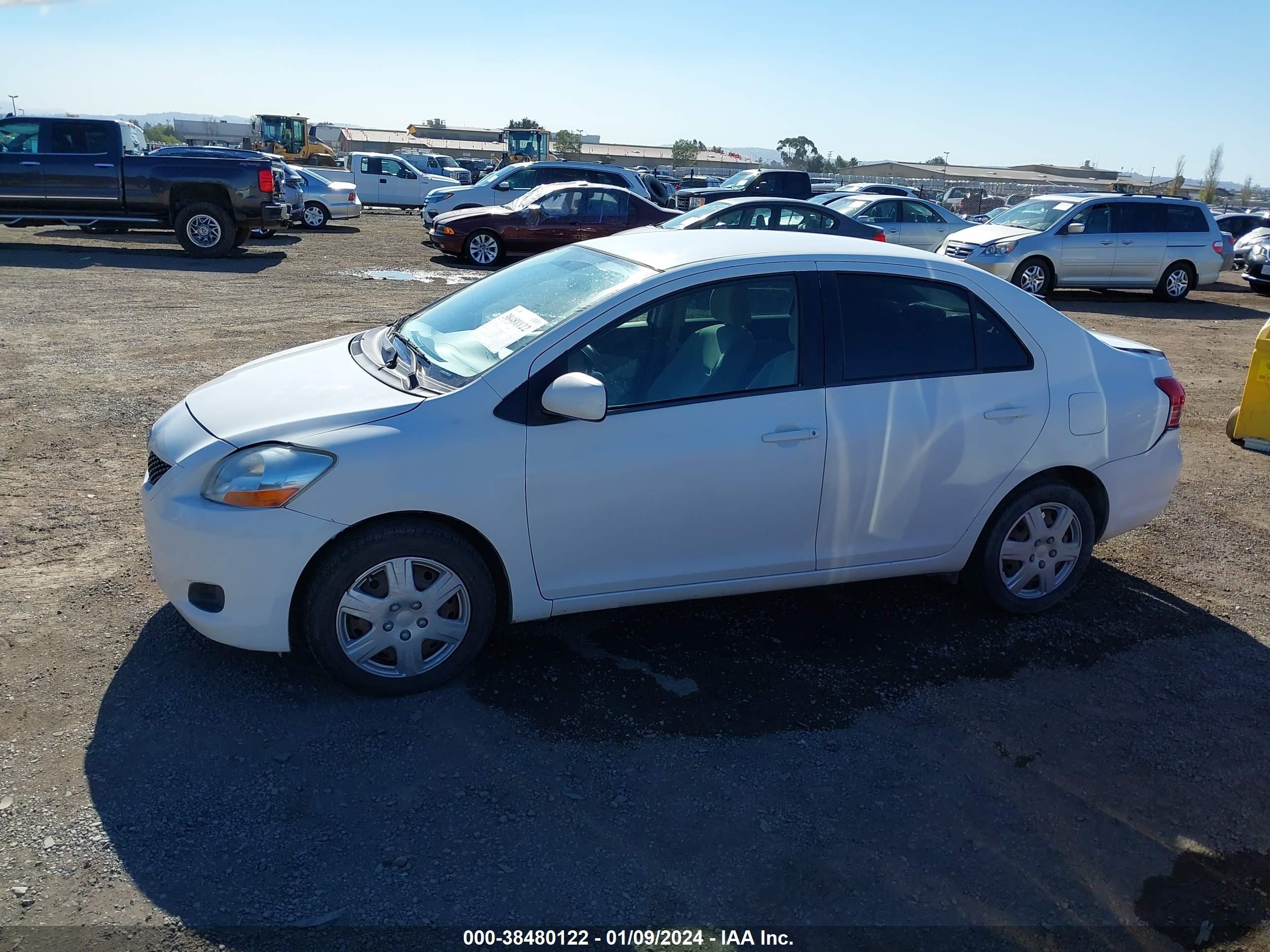 Photo 13 VIN: JTDBT903394042571 - TOYOTA YARIS 