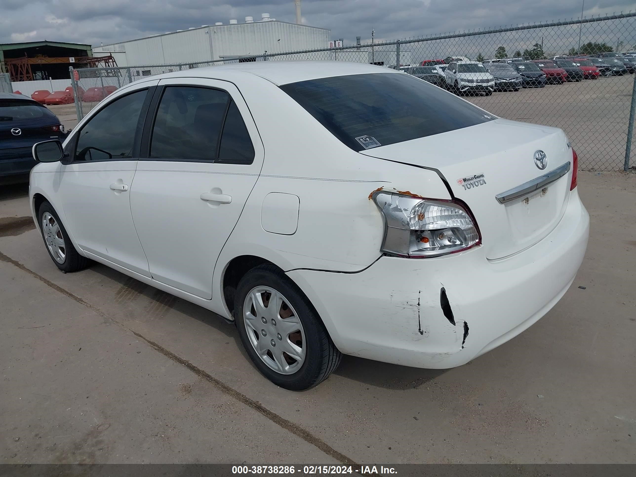 Photo 2 VIN: JTDBT903491332478 - TOYOTA YARIS 