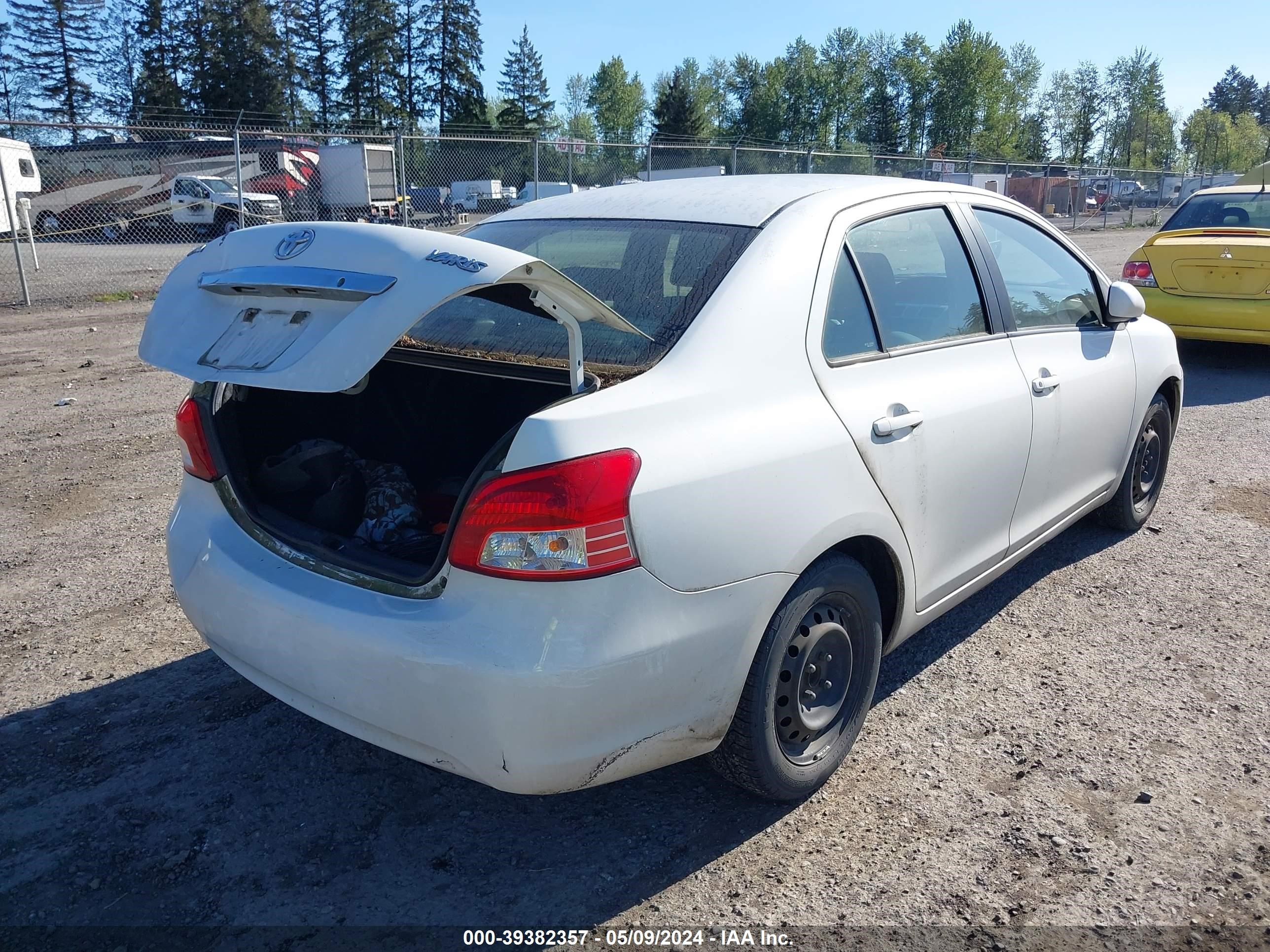 Photo 3 VIN: JTDBT903591333185 - TOYOTA YARIS 