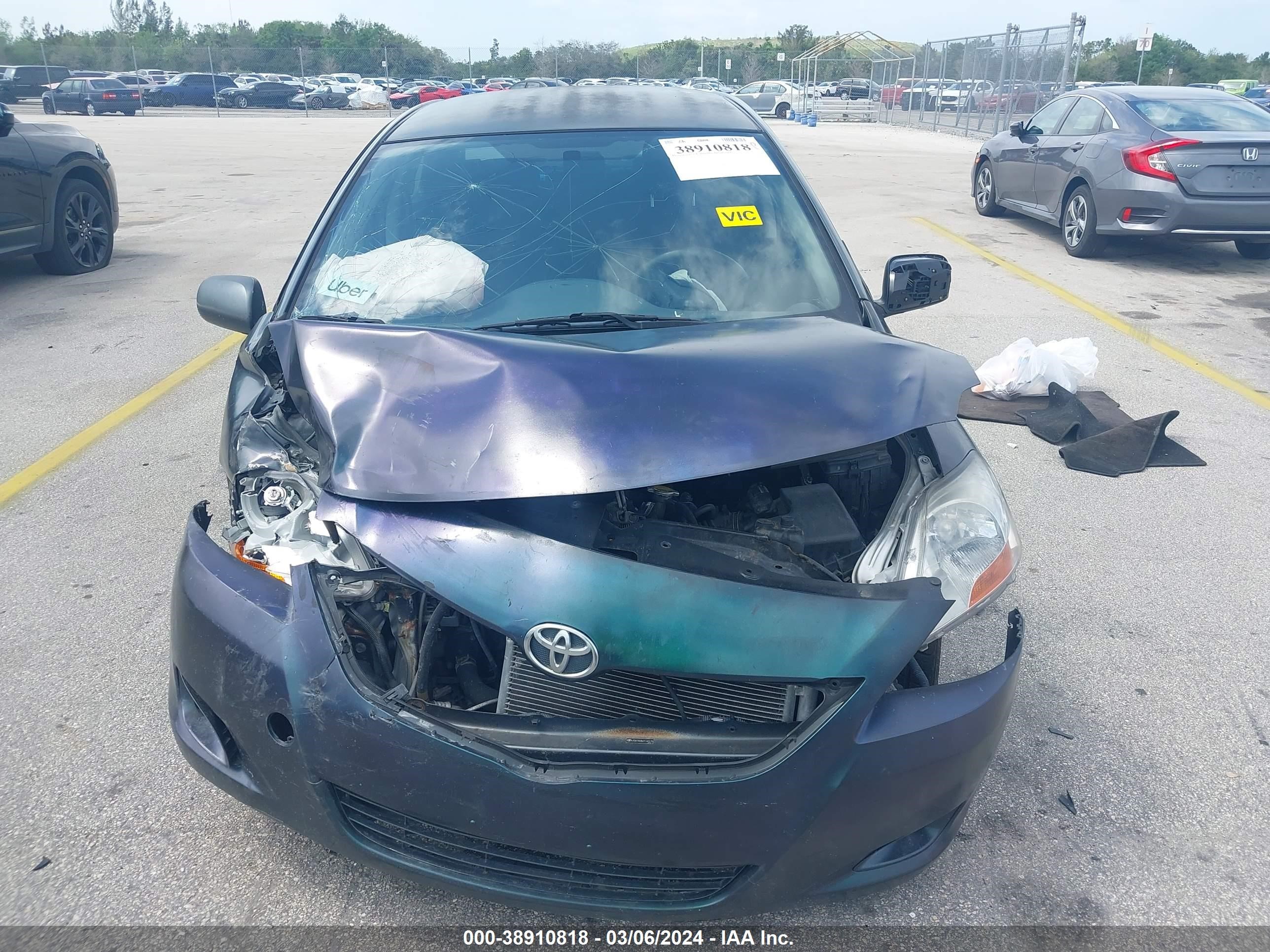 Photo 10 VIN: JTDBT903671149175 - TOYOTA YARIS 