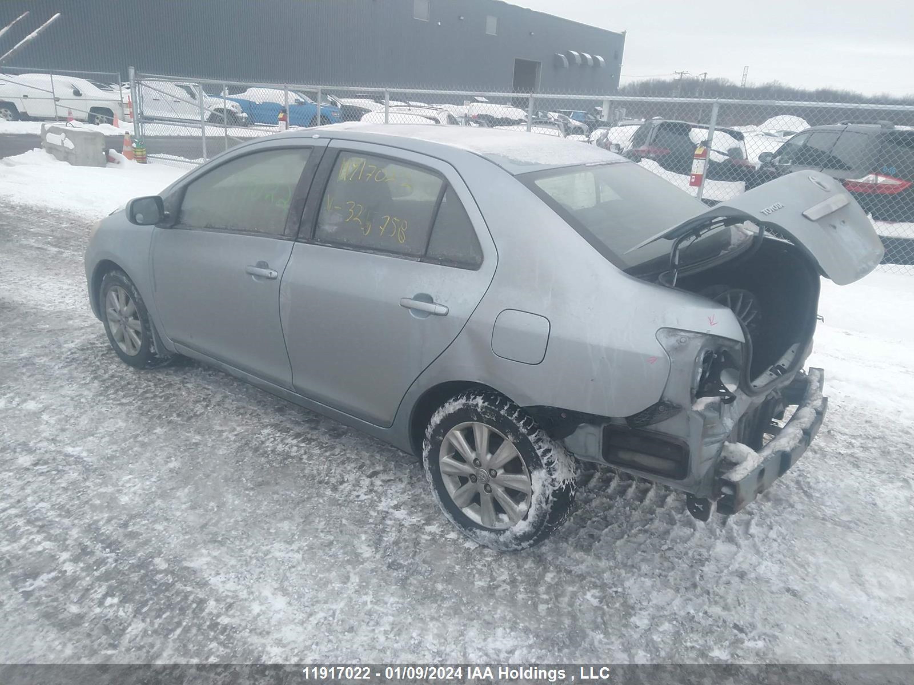 Photo 2 VIN: JTDBT903891325758 - TOYOTA YARIS 