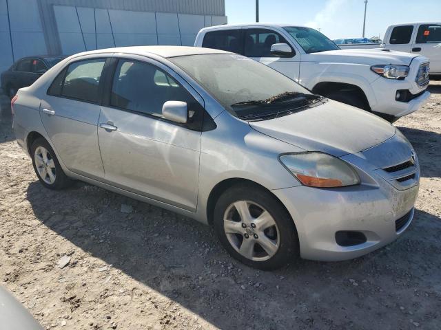 Photo 3 VIN: JTDBT923081237234 - TOYOTA YARIS 