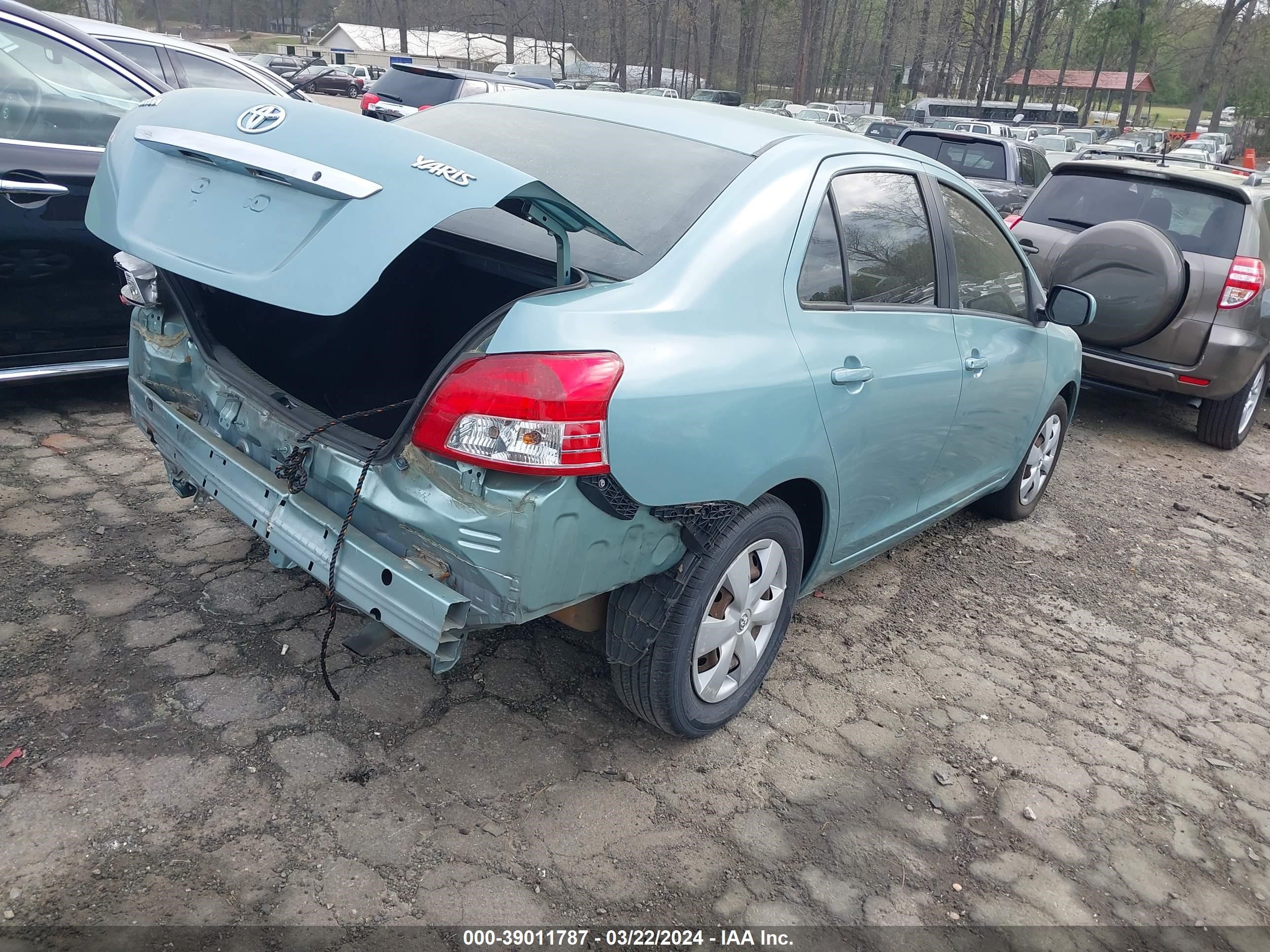 Photo 3 VIN: JTDBT923084006350 - TOYOTA YARIS 