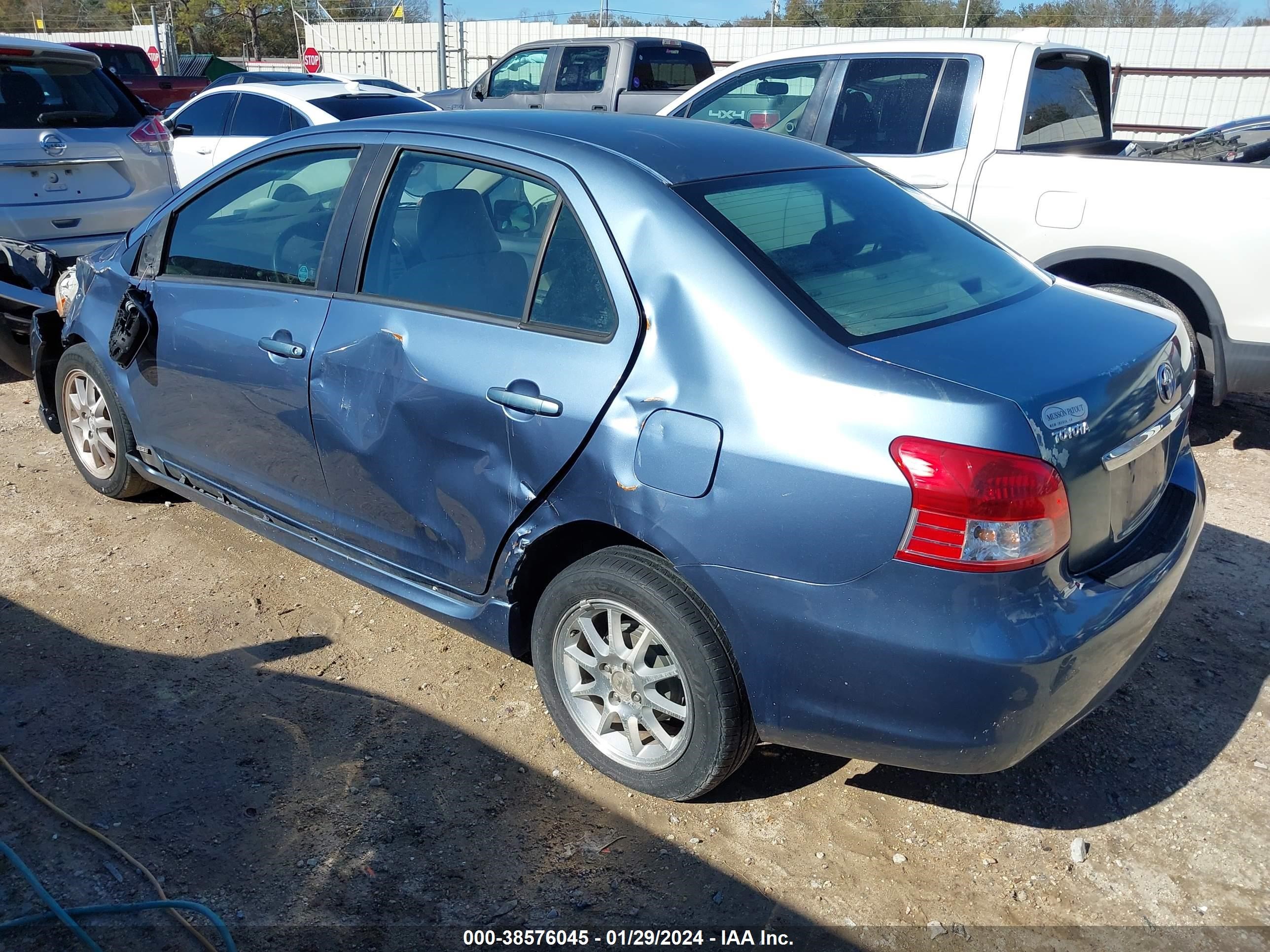 Photo 2 VIN: JTDBT923171042306 - TOYOTA YARIS 