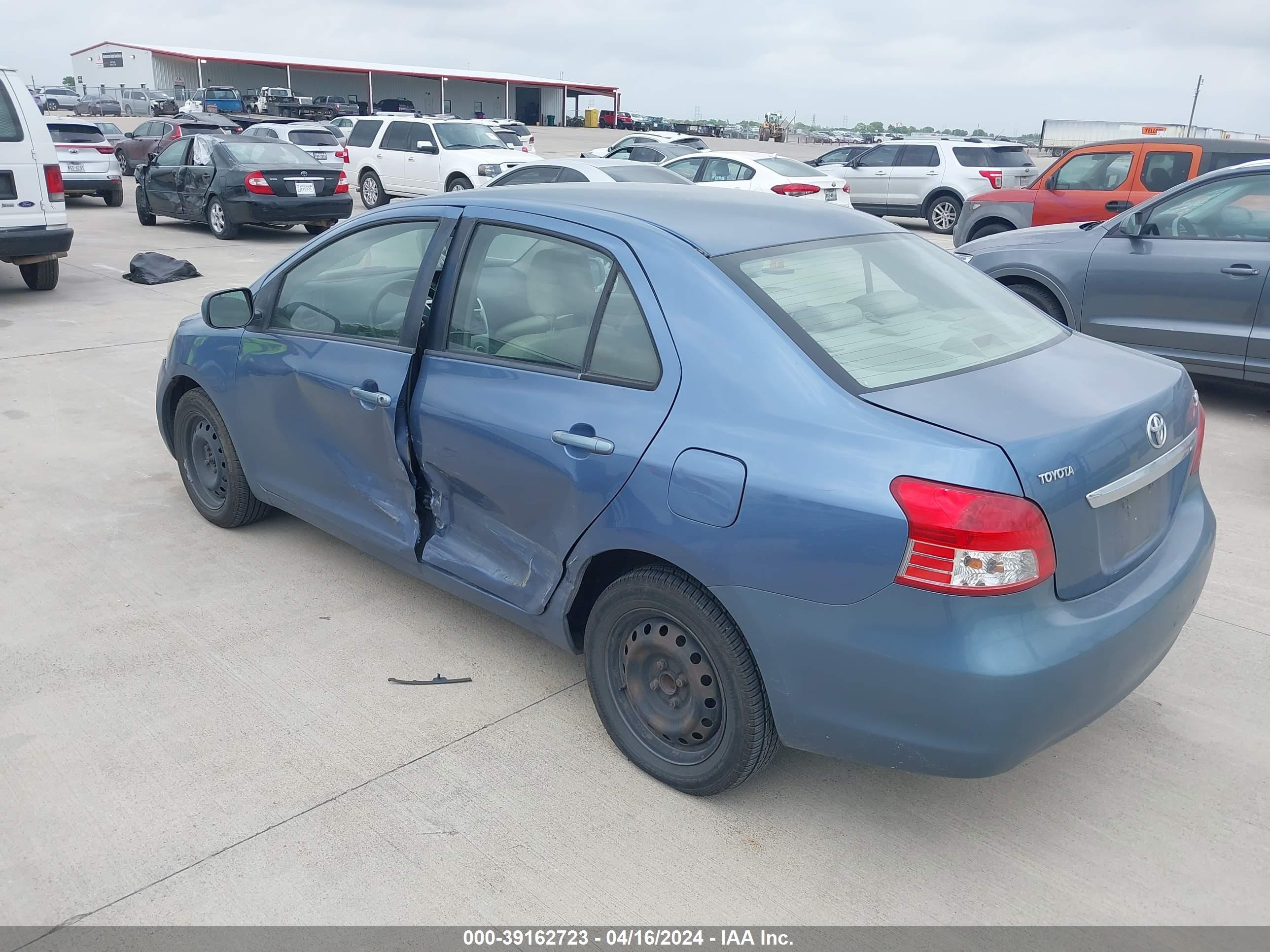 Photo 2 VIN: JTDBT923171085074 - TOYOTA YARIS 