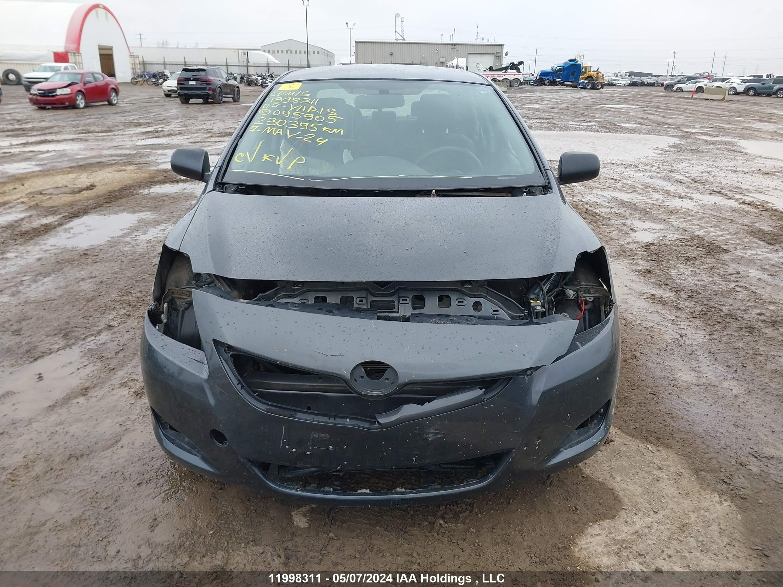 Photo 12 VIN: JTDBT923271095905 - TOYOTA YARIS 