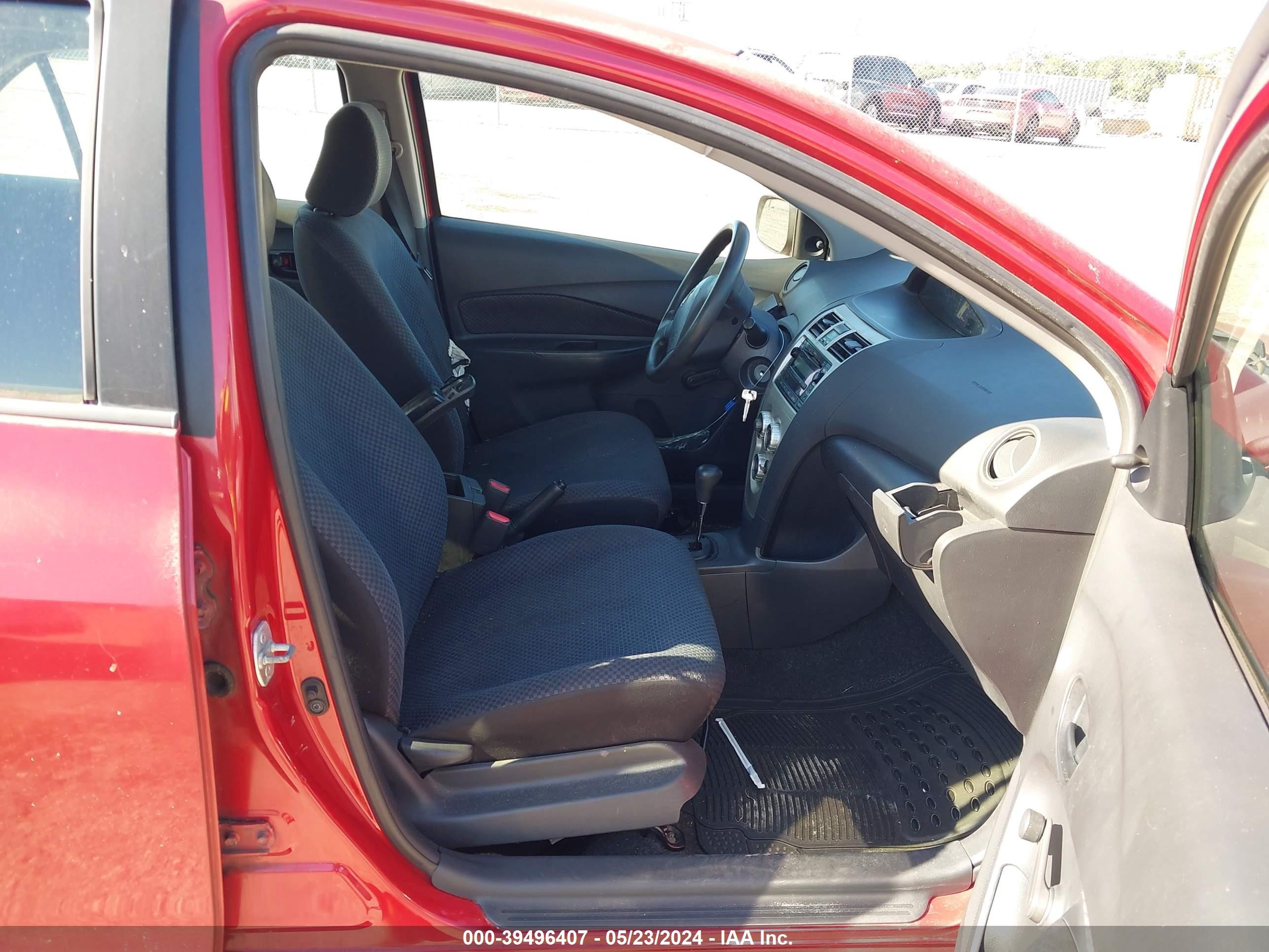 Photo 4 VIN: JTDBT923271173910 - TOYOTA YARIS 