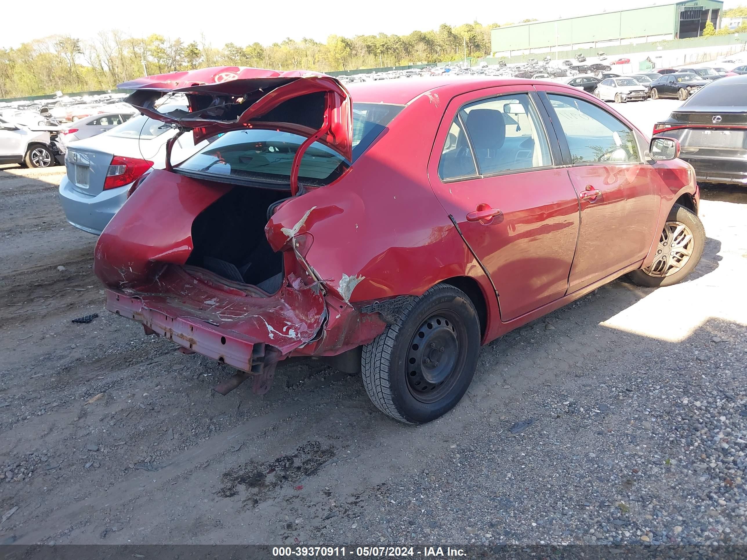 Photo 3 VIN: JTDBT923371009405 - TOYOTA YARIS 