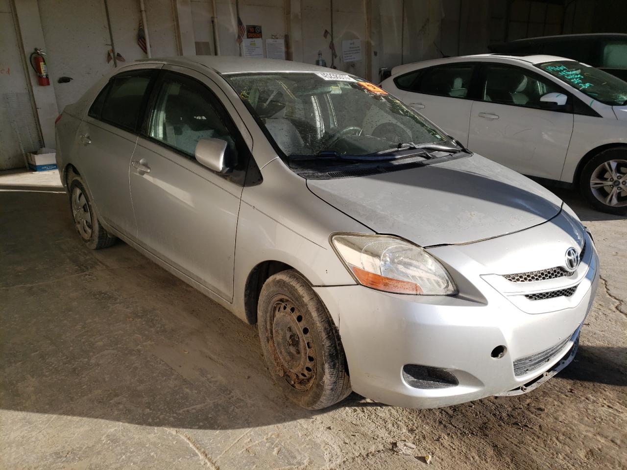 Photo 3 VIN: JTDBT923381191012 - TOYOTA YARIS 