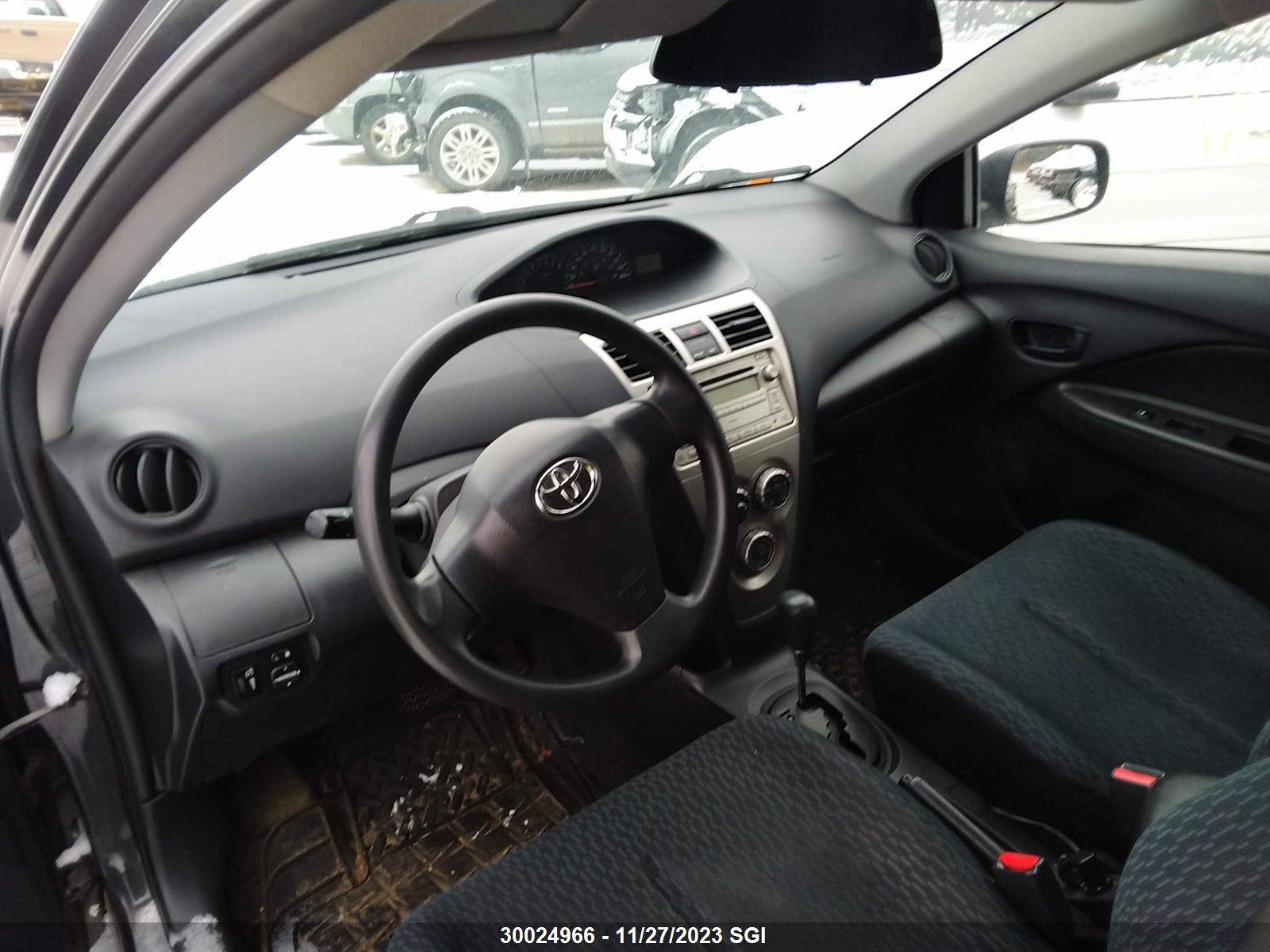 Photo 4 VIN: JTDBT923391327429 - TOYOTA YARIS 