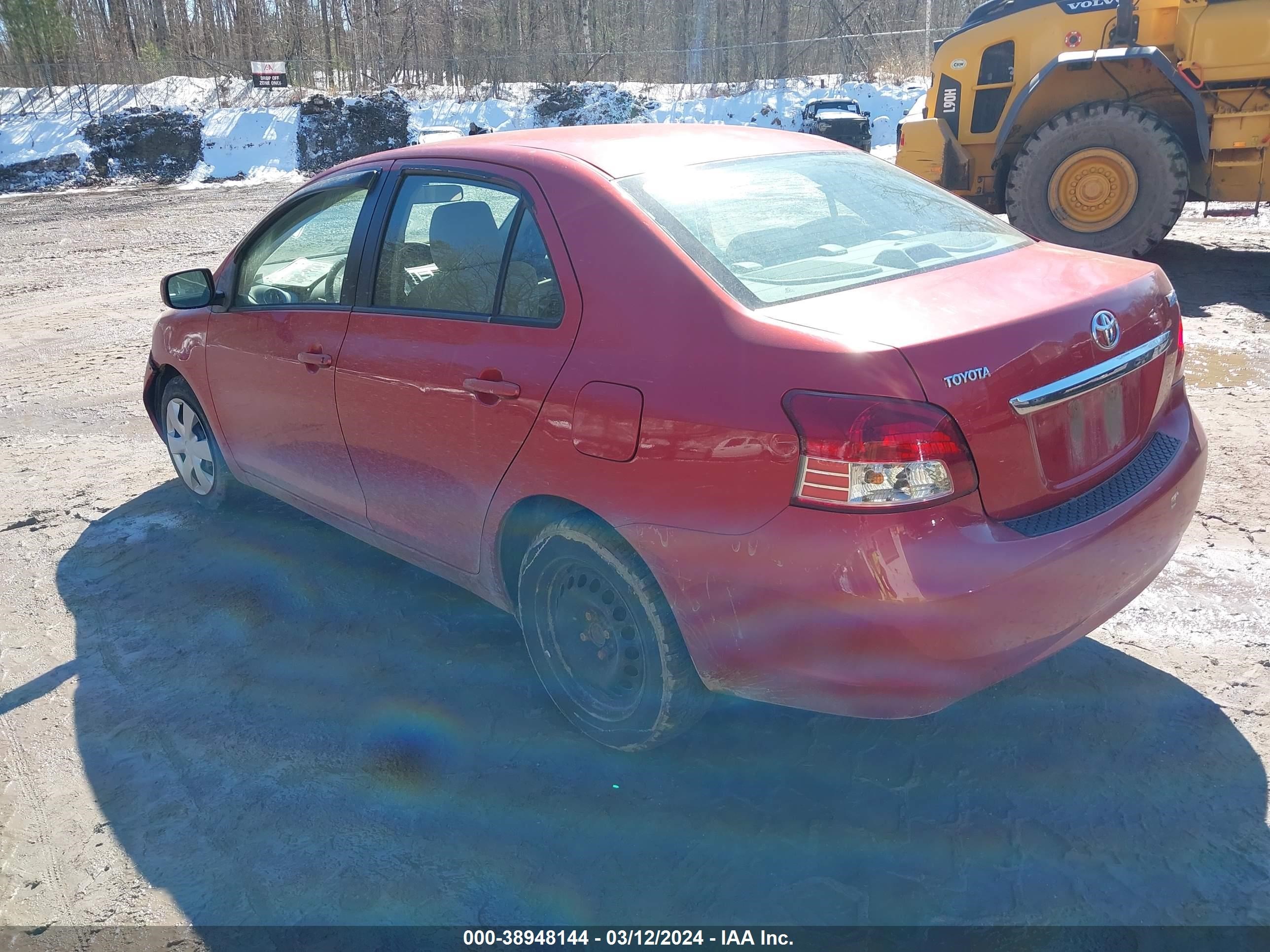 Photo 2 VIN: JTDBT923571053907 - TOYOTA YARIS 