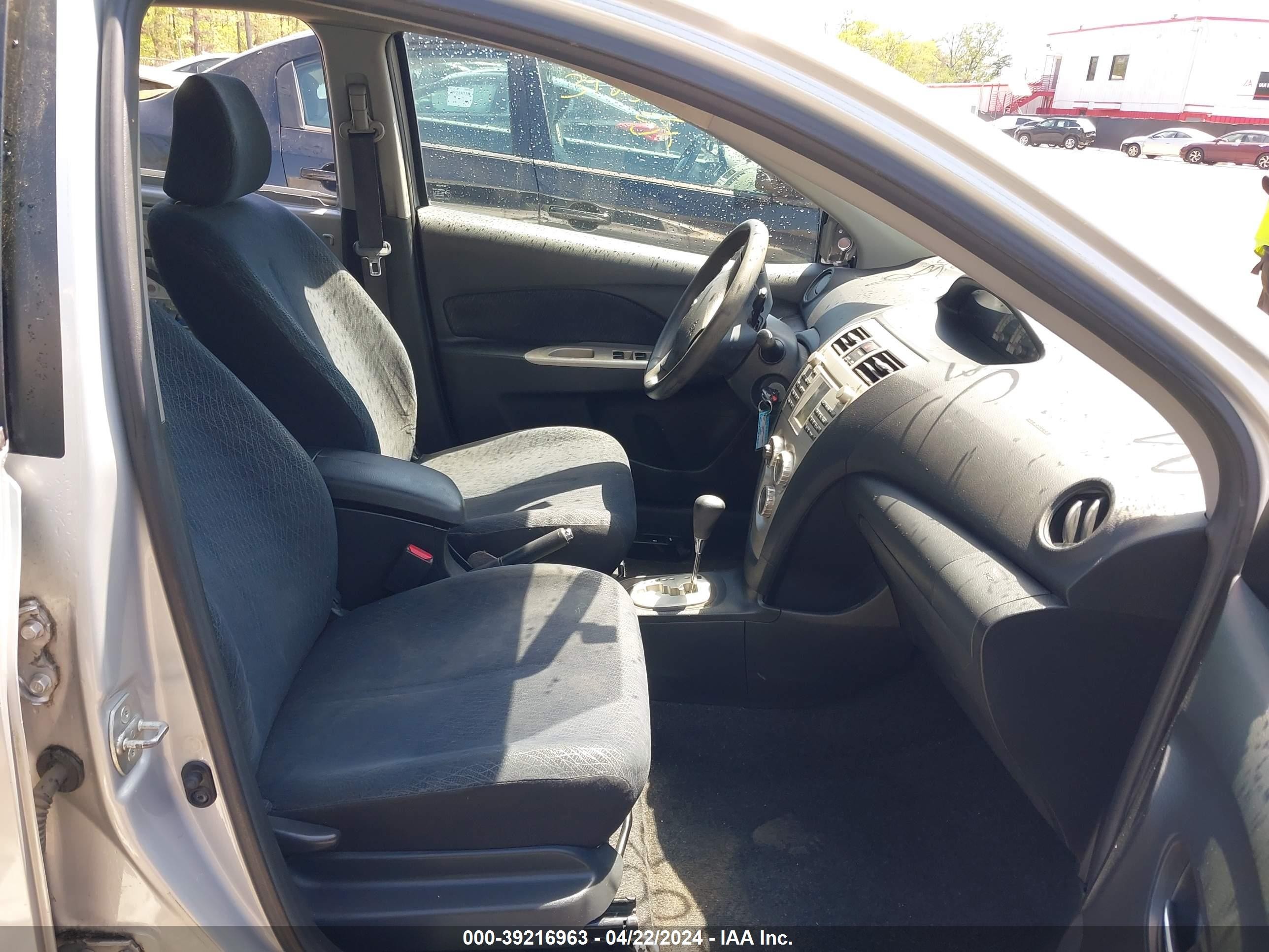 Photo 4 VIN: JTDBT923584021345 - TOYOTA YARIS 