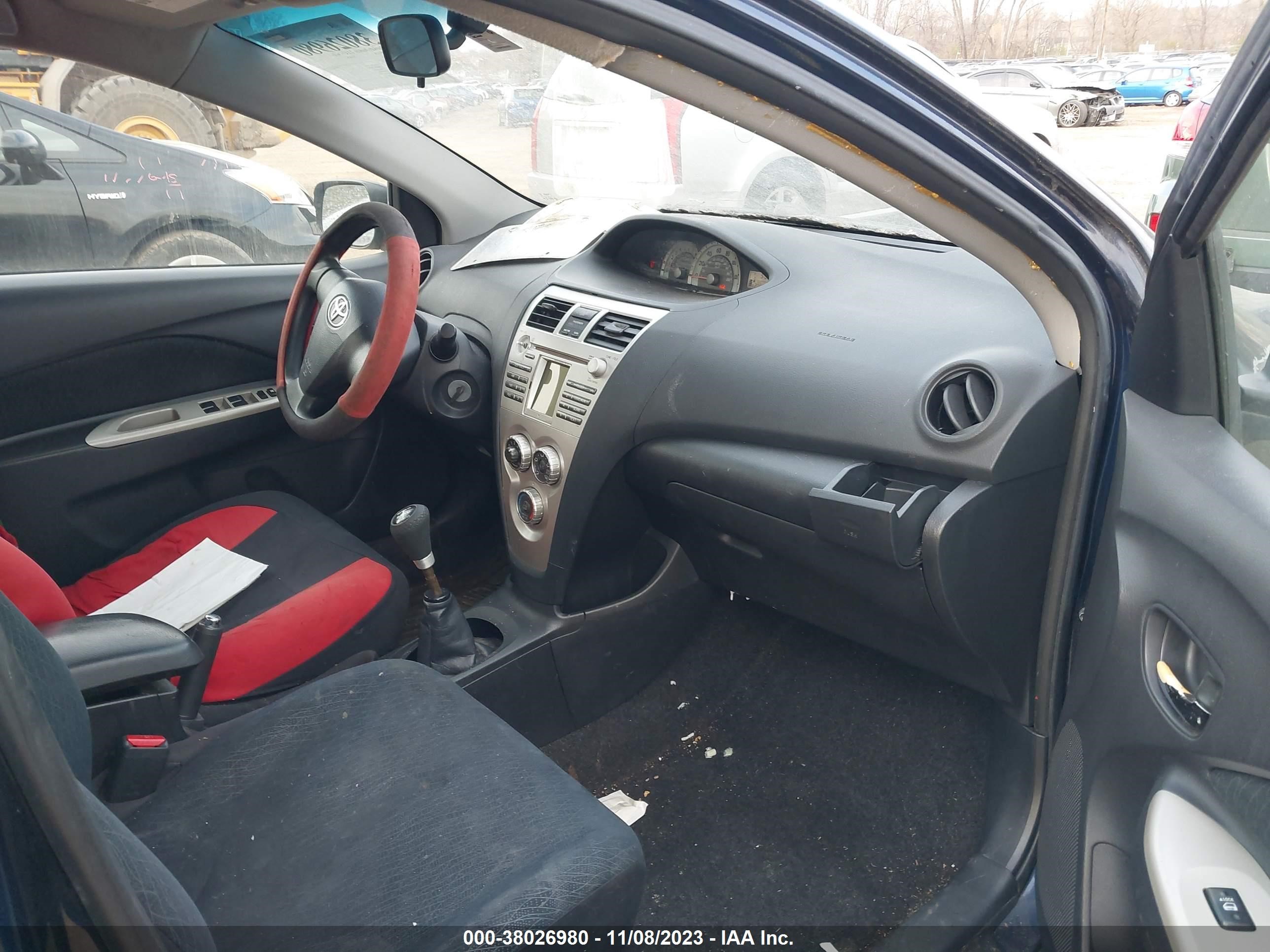 Photo 4 VIN: JTDBT923671058498 - TOYOTA YARIS 