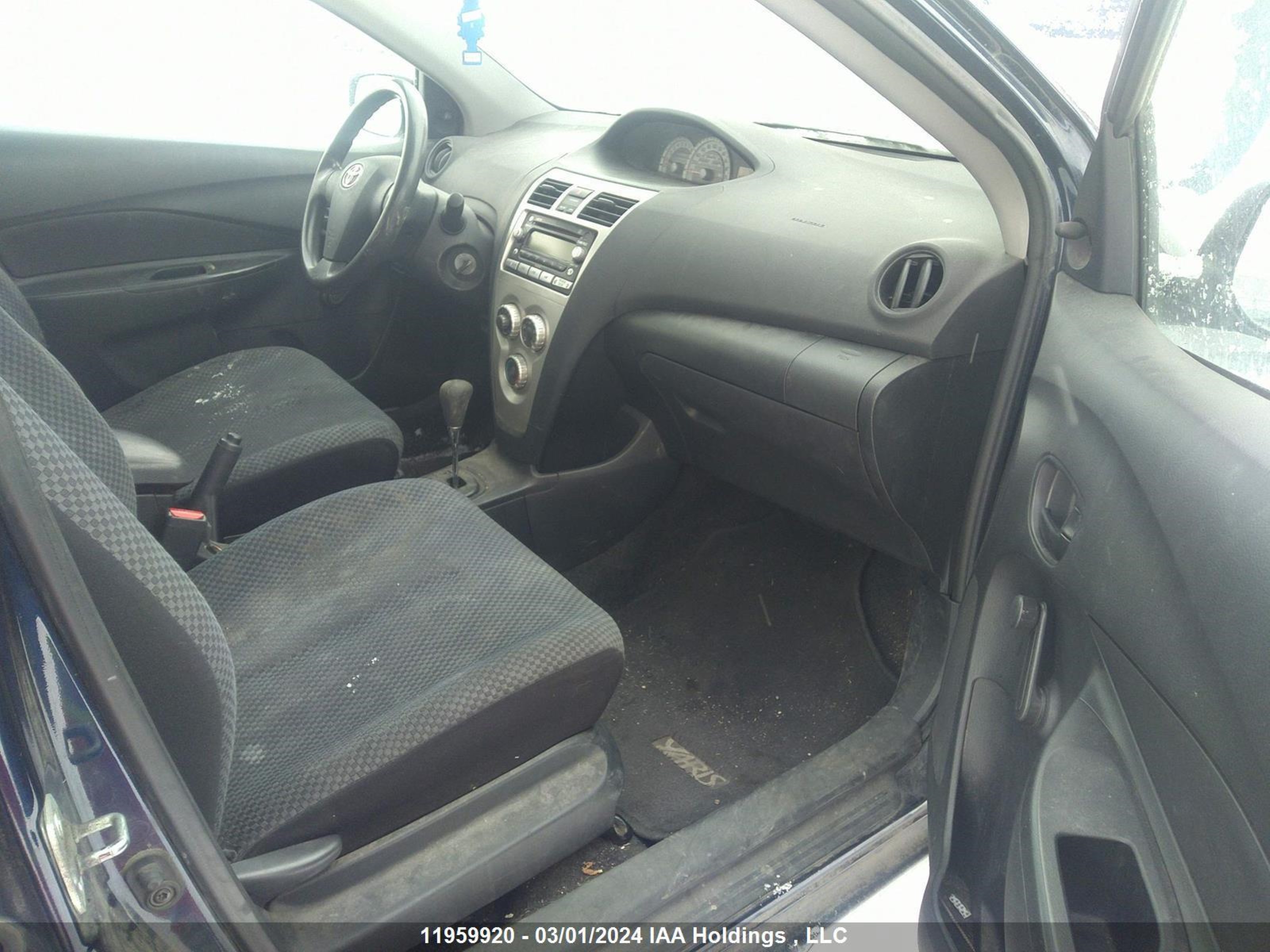 Photo 4 VIN: JTDBT923771042617 - TOYOTA YARIS 