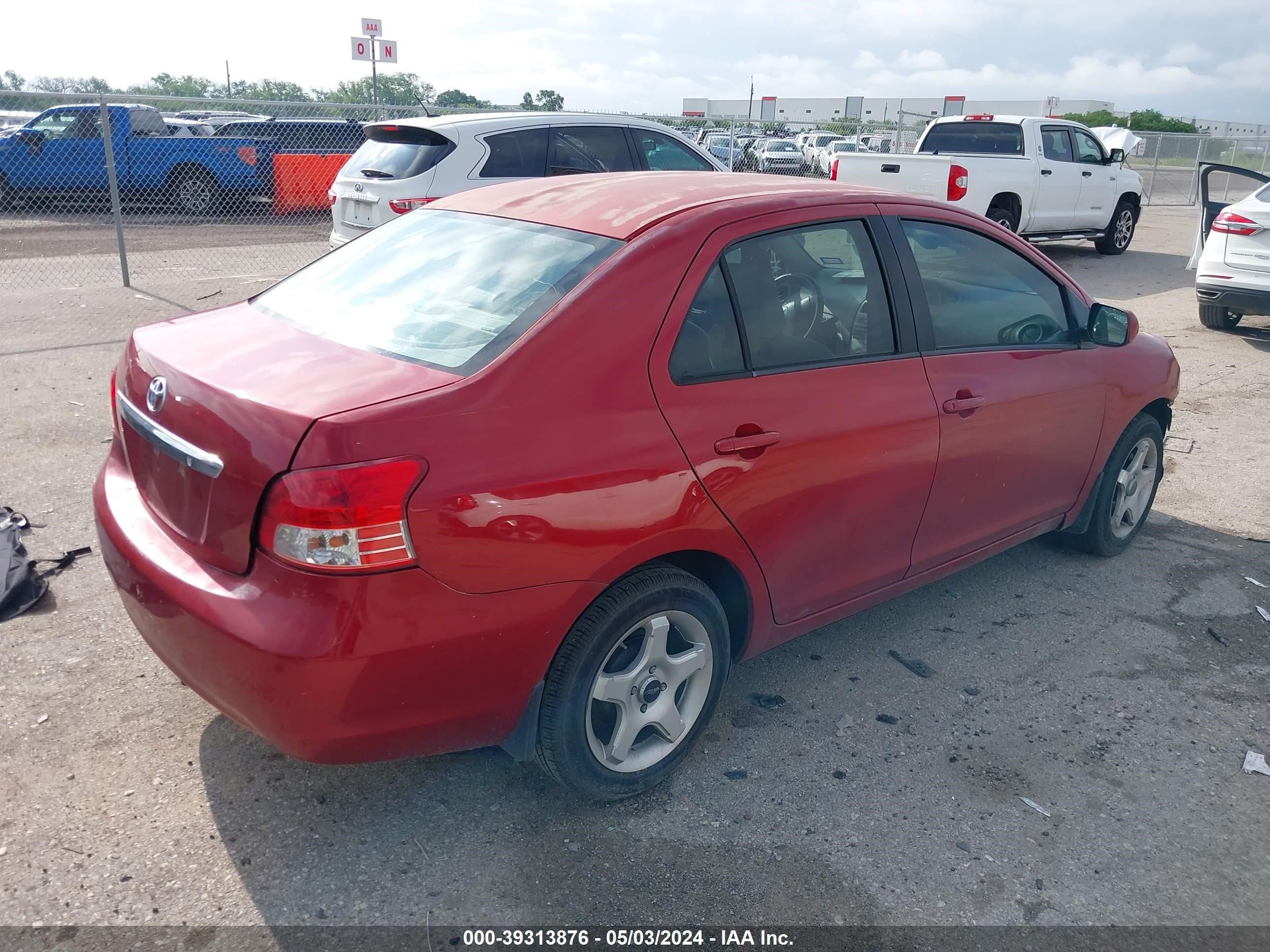 Photo 3 VIN: JTDBT923784039930 - TOYOTA YARIS 