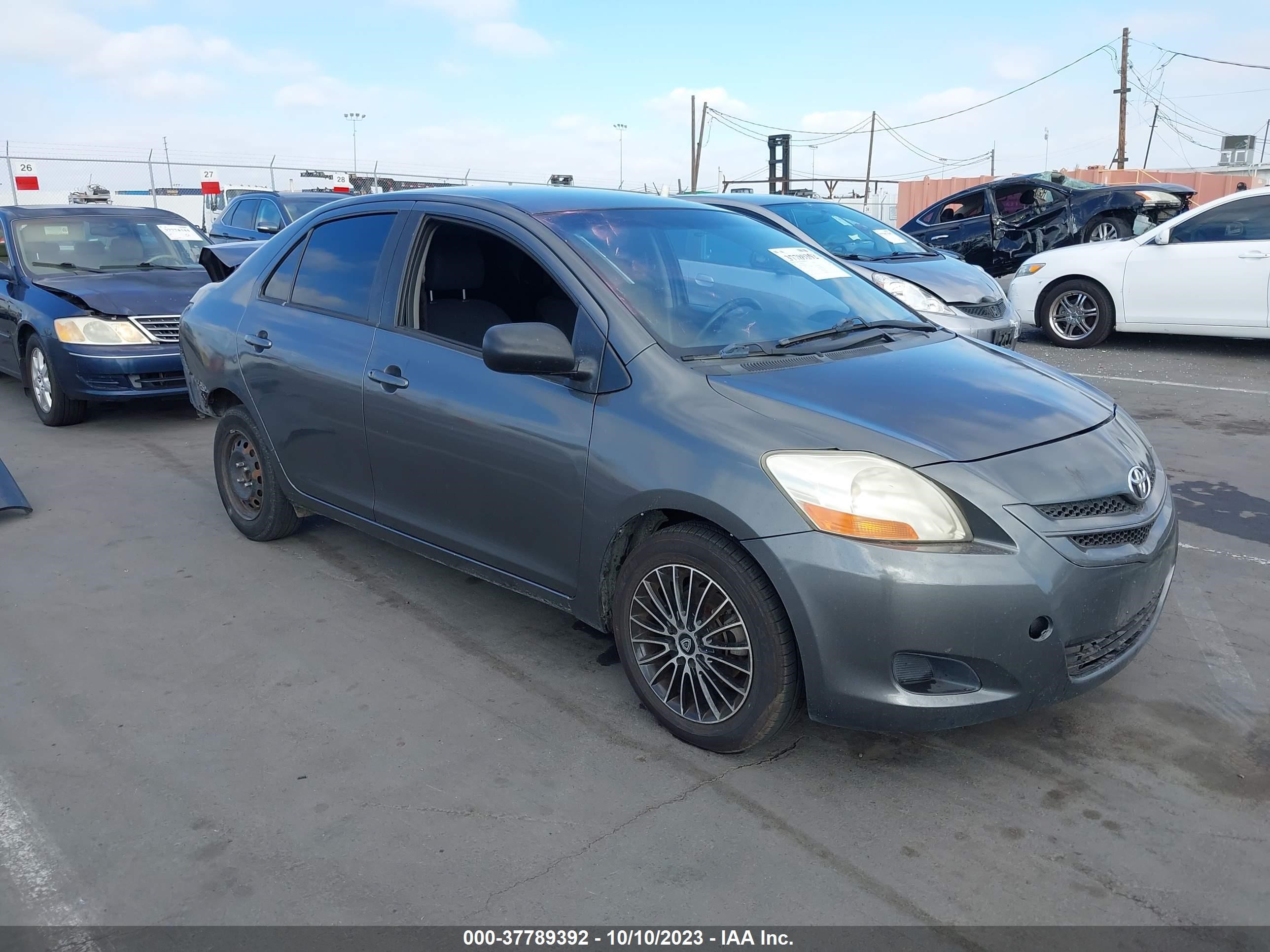 Photo 0 VIN: JTDBT923871028547 - TOYOTA YARIS 