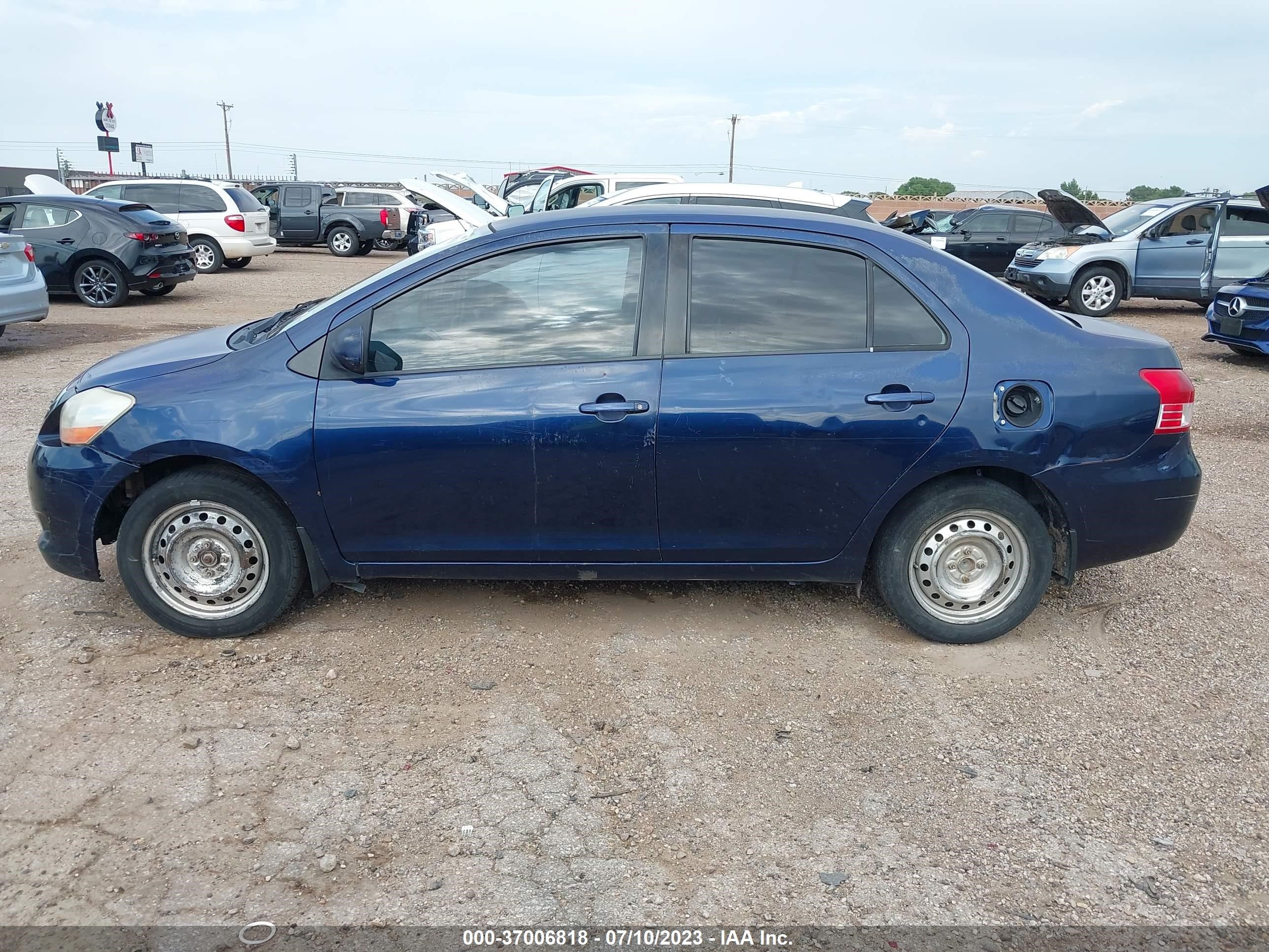 Photo 13 VIN: JTDBT923871071396 - TOYOTA YARIS 