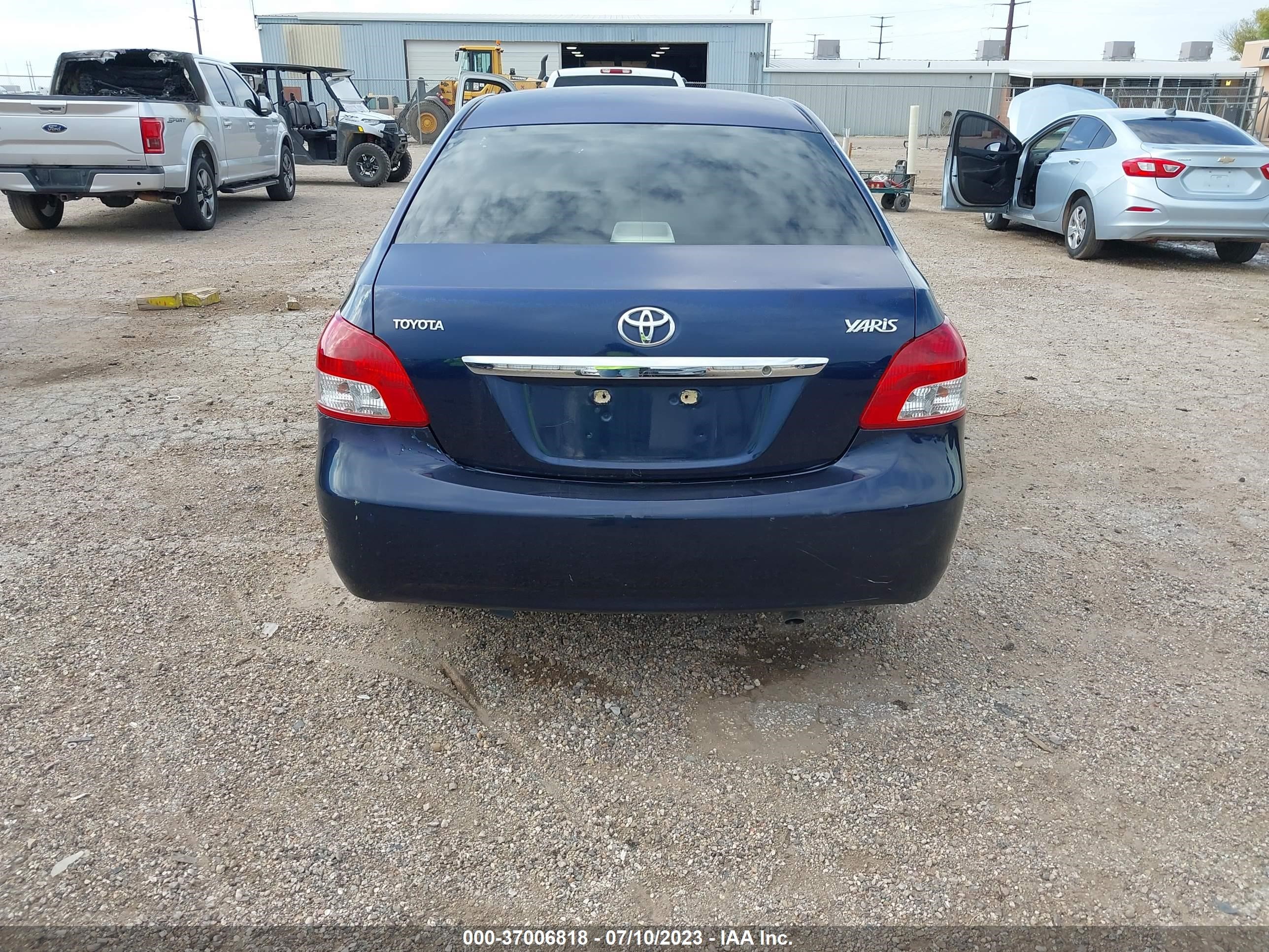 Photo 15 VIN: JTDBT923871071396 - TOYOTA YARIS 