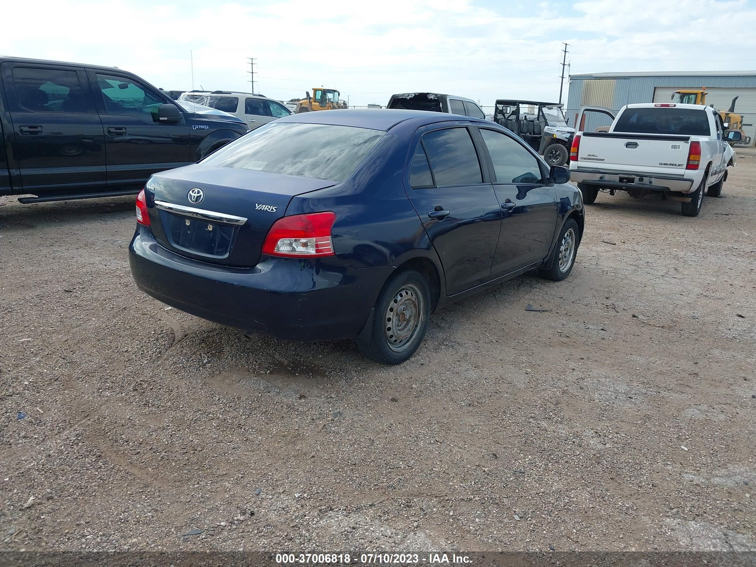 Photo 3 VIN: JTDBT923871071396 - TOYOTA YARIS 