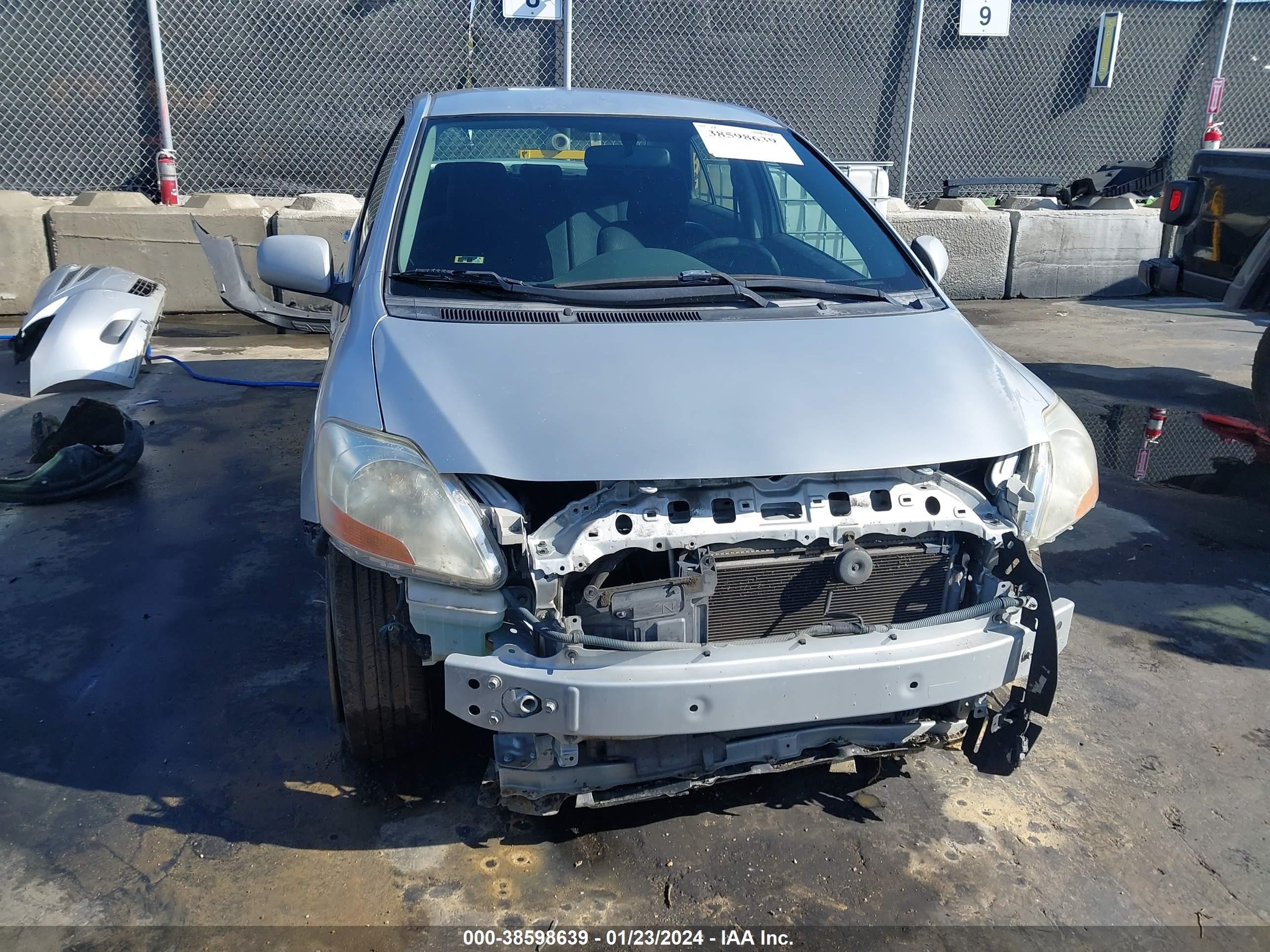 Photo 5 VIN: JTDBT923981223963 - TOYOTA YARIS 