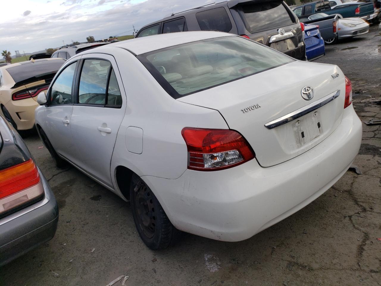 Photo 1 VIN: JTDBT923X84038142 - TOYOTA YARIS 