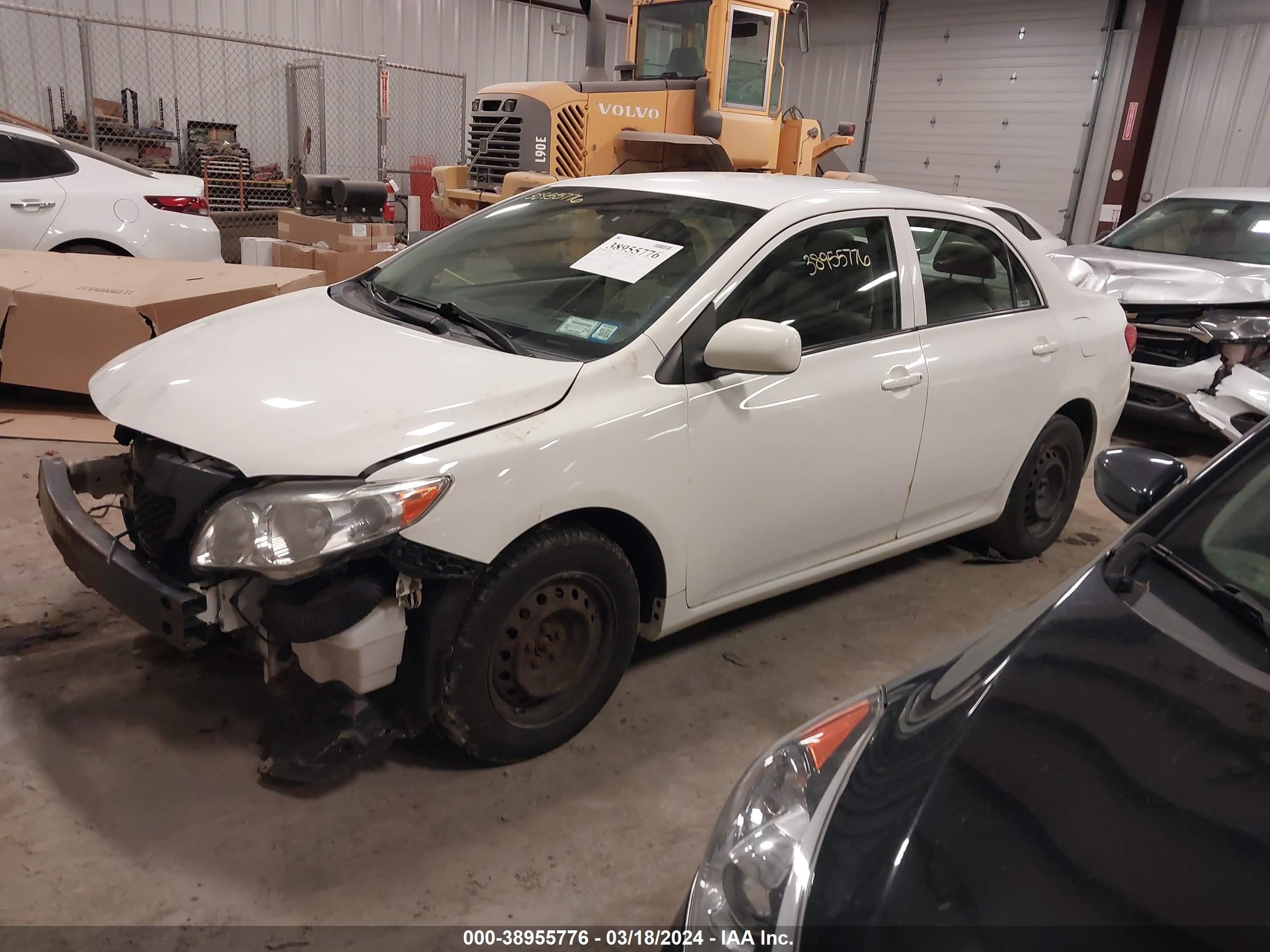 Photo 1 VIN: JTDBU4EE0A9101822 - TOYOTA COROLLA 