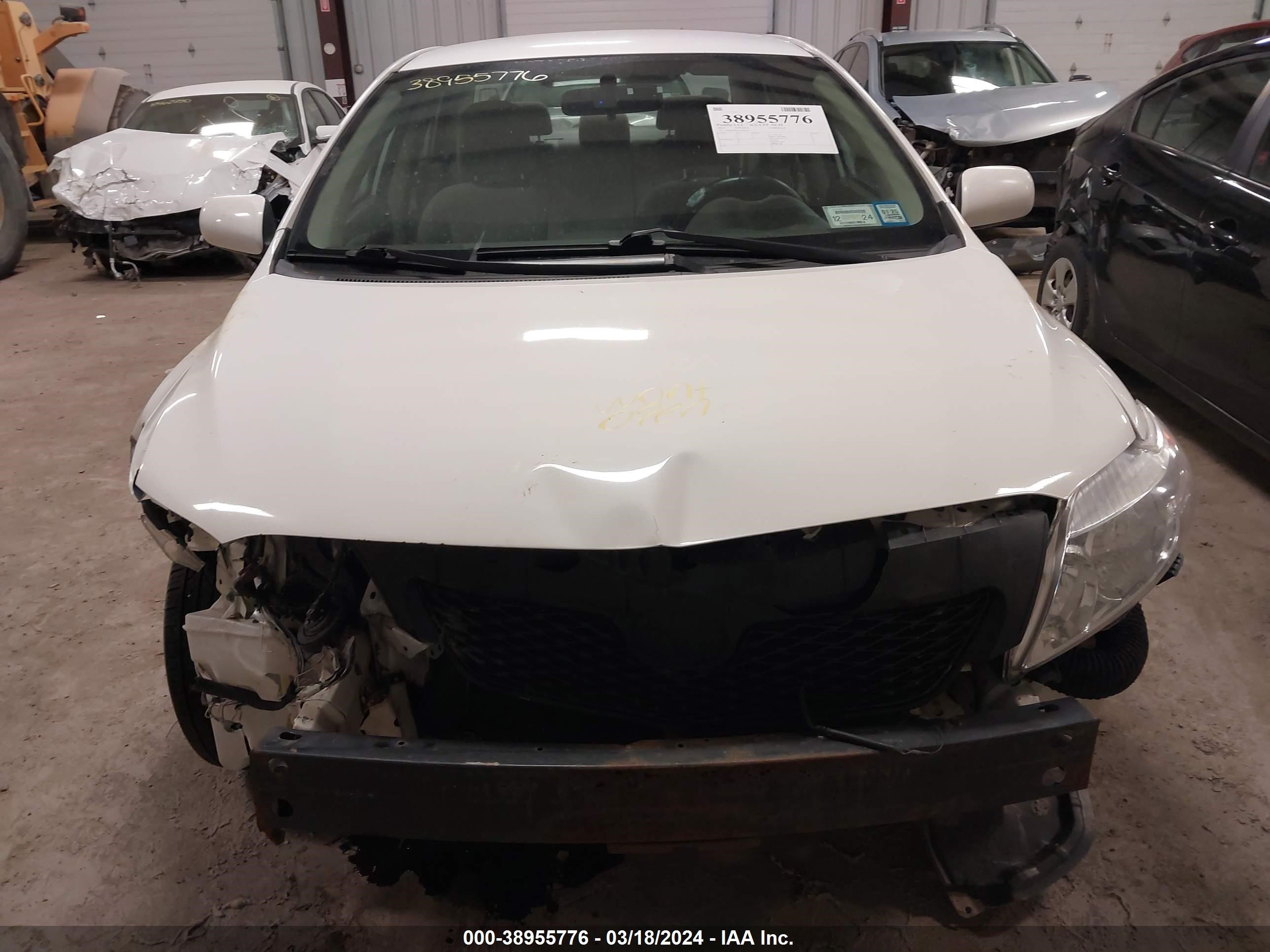 Photo 9 VIN: JTDBU4EE0A9101822 - TOYOTA COROLLA 