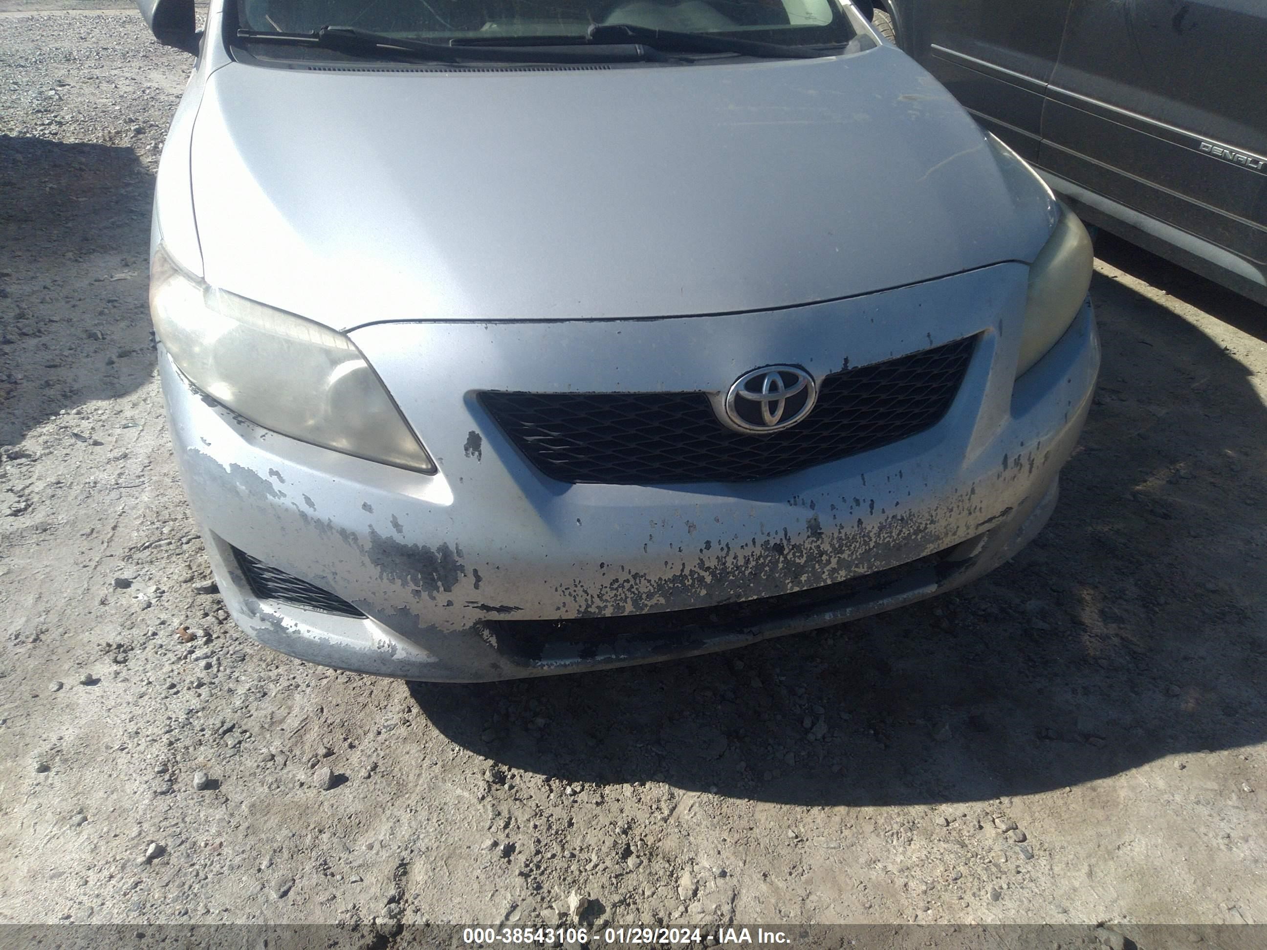 Photo 5 VIN: JTDBU4EE0AJ076421 - TOYOTA COROLLA 