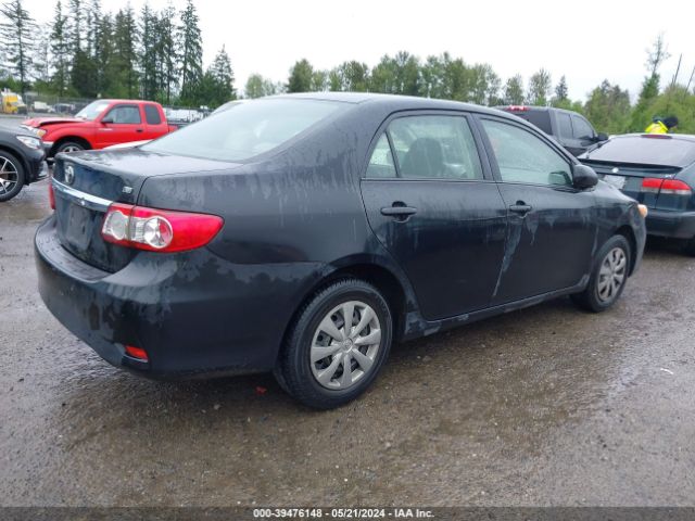 Photo 3 VIN: JTDBU4EE0B9153680 - TOYOTA COROLLA 