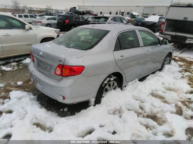 Photo 3 VIN: JTDBU4EE1A9100615 - TOYOTA COROLLA 