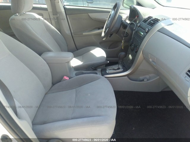 Photo 4 VIN: JTDBU4EE1AJ072801 - TOYOTA COROLLA 