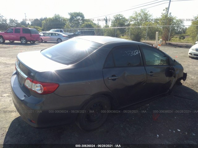 Photo 3 VIN: JTDBU4EE1B9133681 - TOYOTA COROLLA 