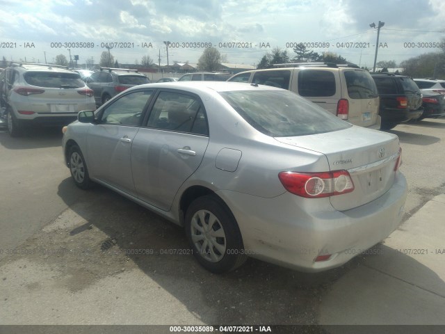 Photo 2 VIN: JTDBU4EE1B9143725 - TOYOTA COROLLA 