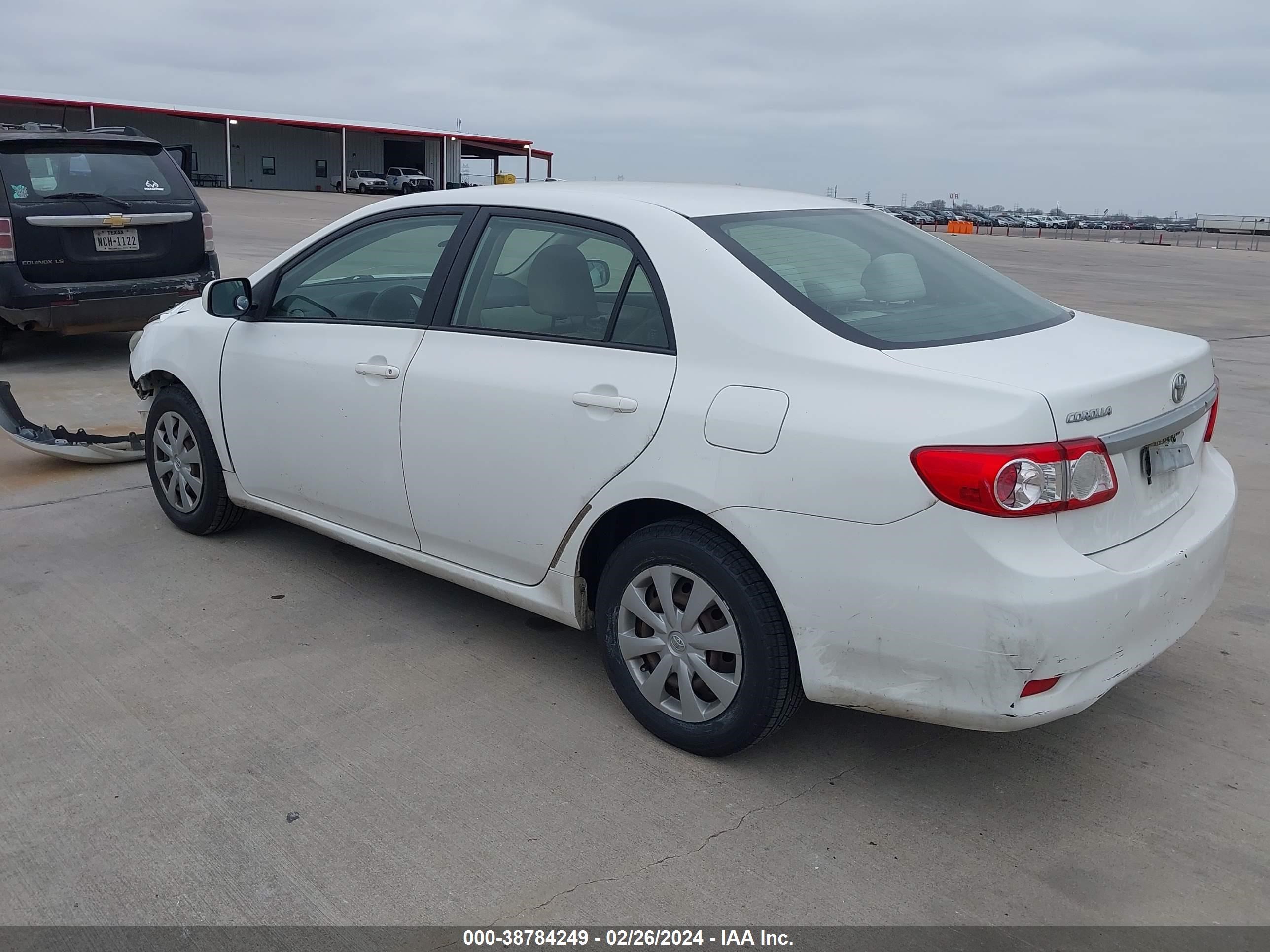 Photo 2 VIN: JTDBU4EE1B9150397 - TOYOTA COROLLA 