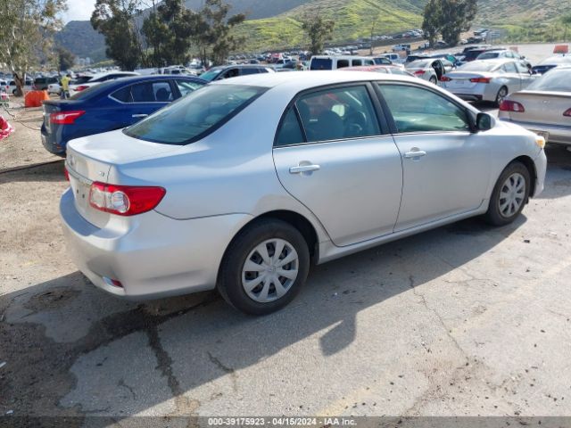 Photo 3 VIN: JTDBU4EE1B9165787 - TOYOTA COROLLA 