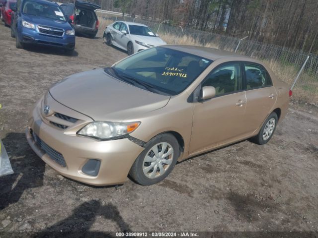 Photo 1 VIN: JTDBU4EE2B9132877 - TOYOTA COROLLA 