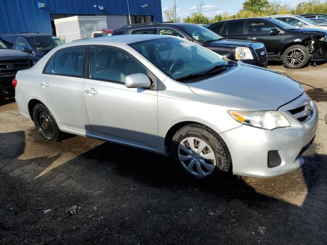 Photo 3 VIN: JTDBU4EE2B9145760 - TOYOTA COROLLA 